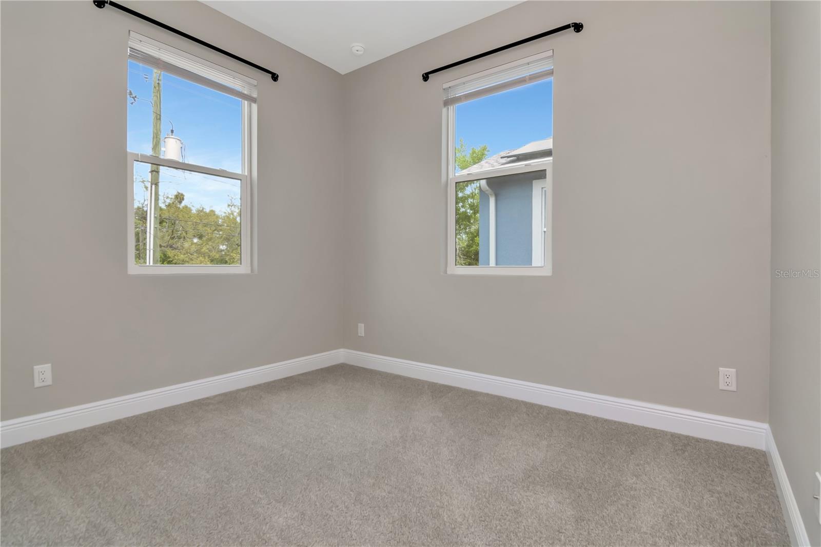 Image 19 of 33 For 3603 Osborne Avenue