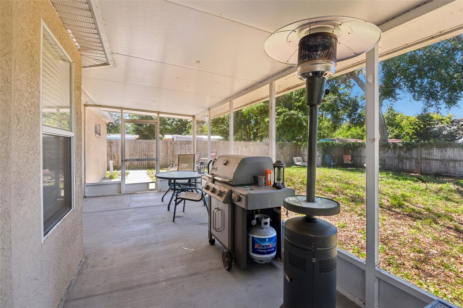 Image 19 of 22 For 6633 Hone Street