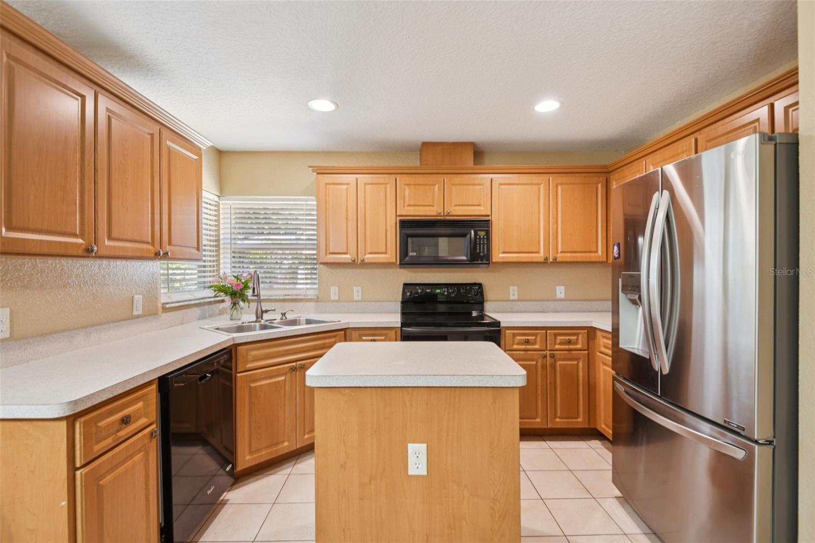 Image 6 of 22 For 6633 Hone Street