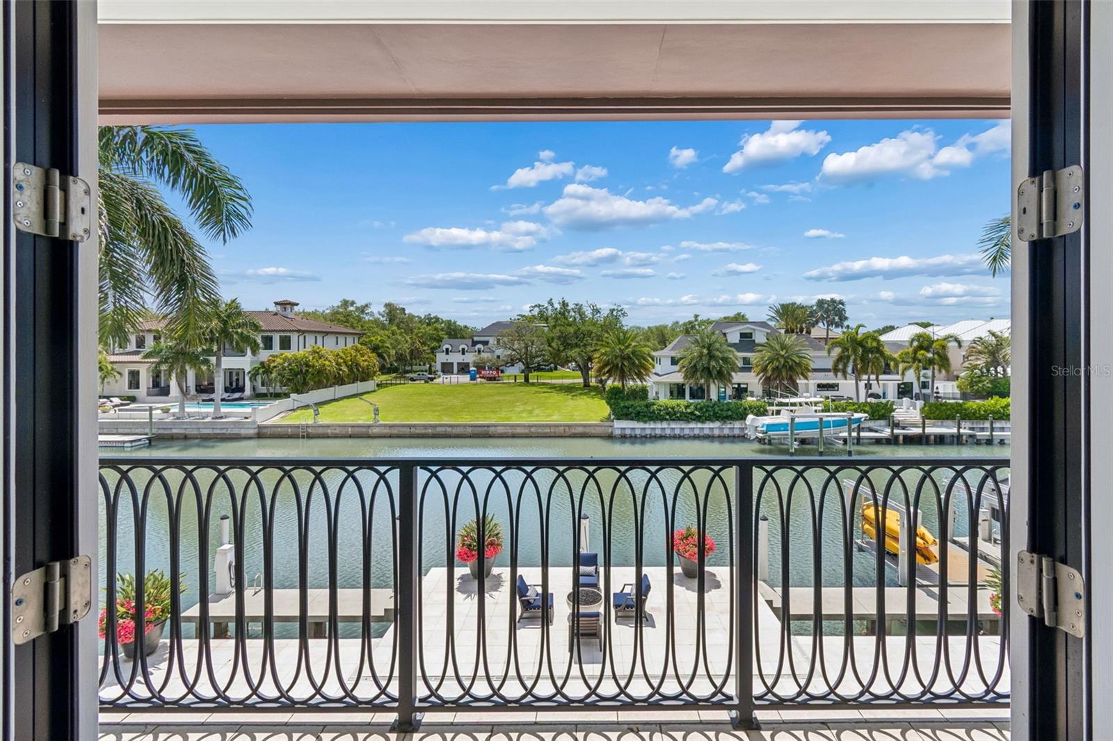 Listing photo id 39 for 4808 Culbreath Isles Road