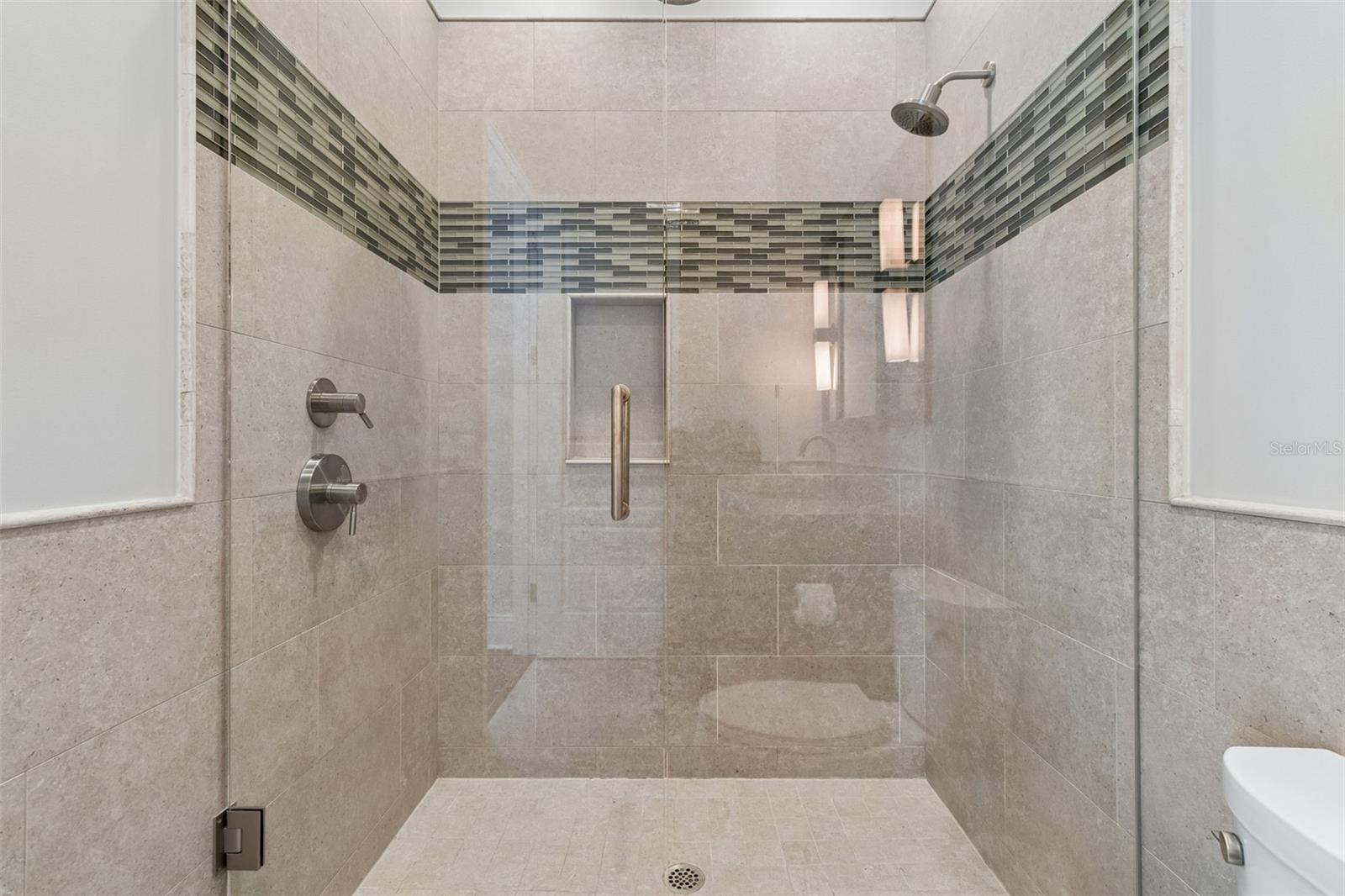 Listing photo id 45 for 4808 Culbreath Isles Road