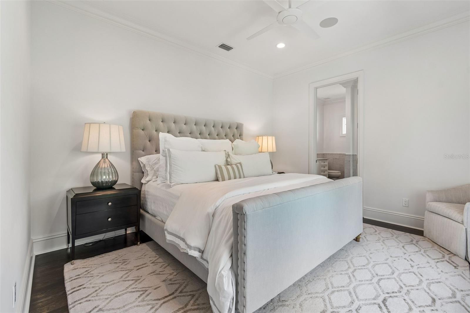 Listing photo id 49 for 4808 Culbreath Isles Road