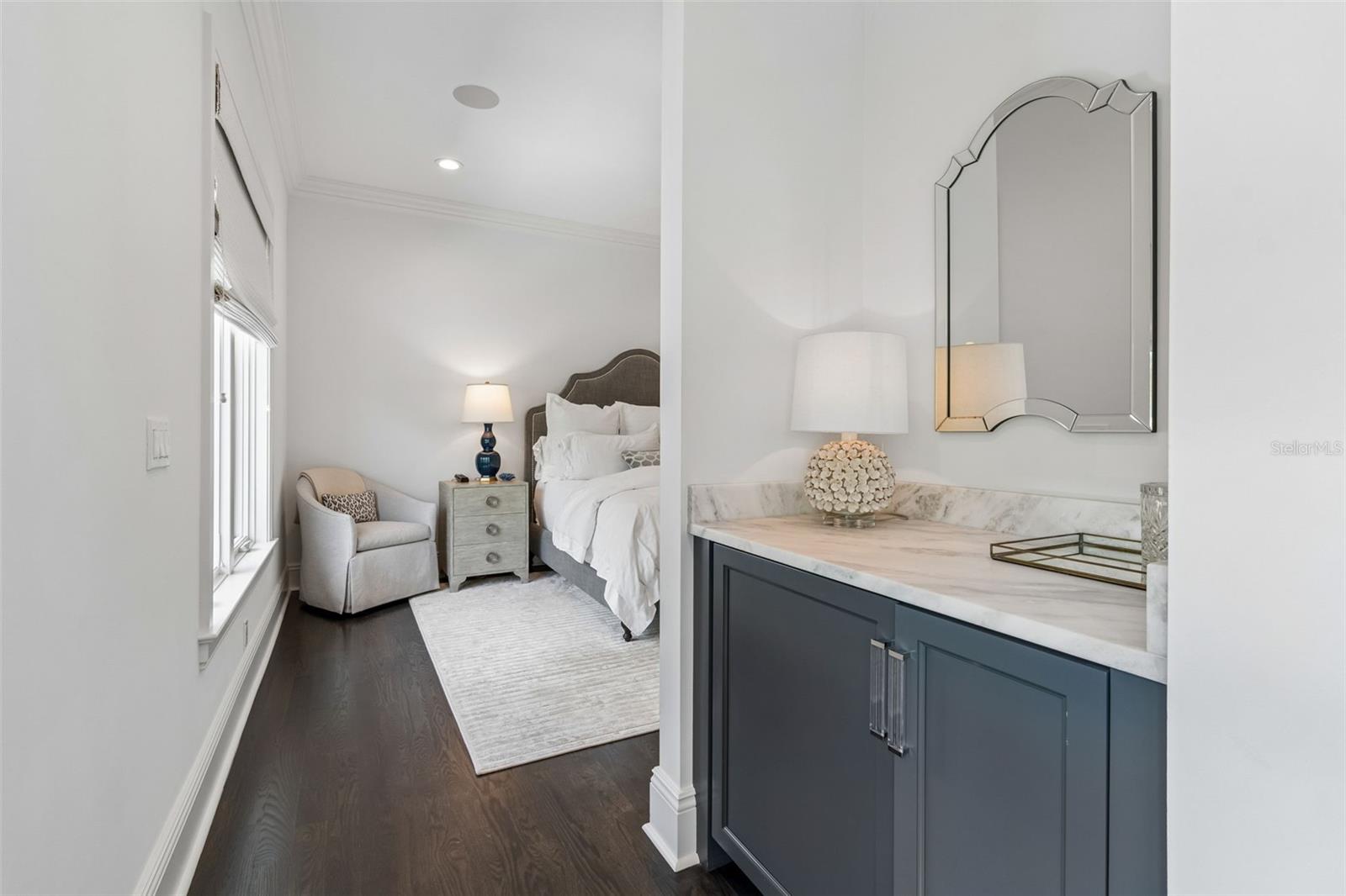 Listing photo id 53 for 4808 Culbreath Isles Road