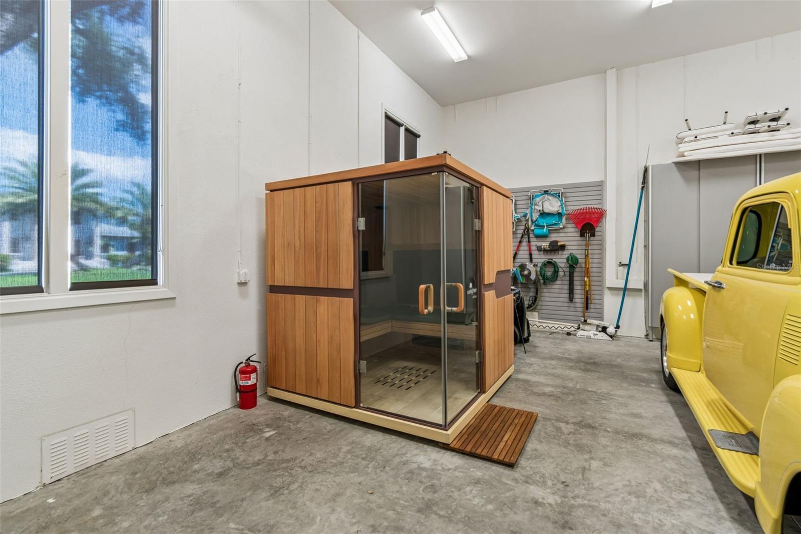 Listing photo id 58 for 4808 Culbreath Isles Road