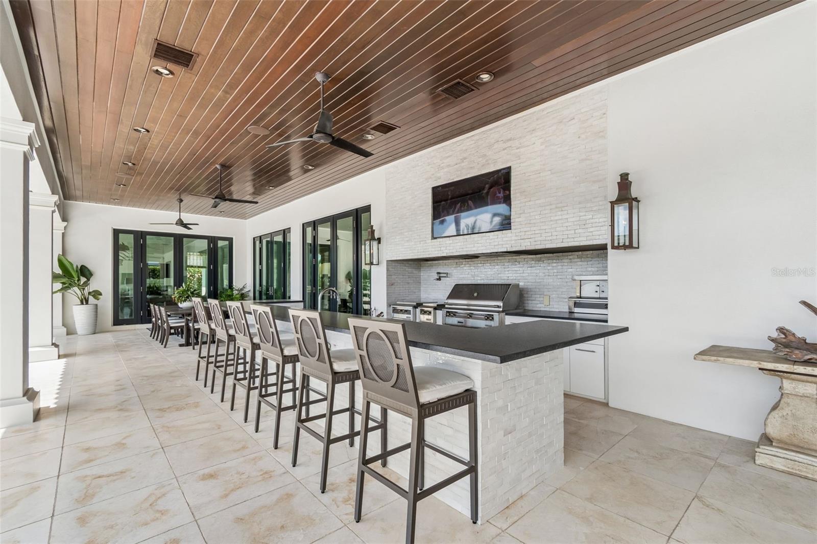 Listing photo id 60 for 4808 Culbreath Isles Road