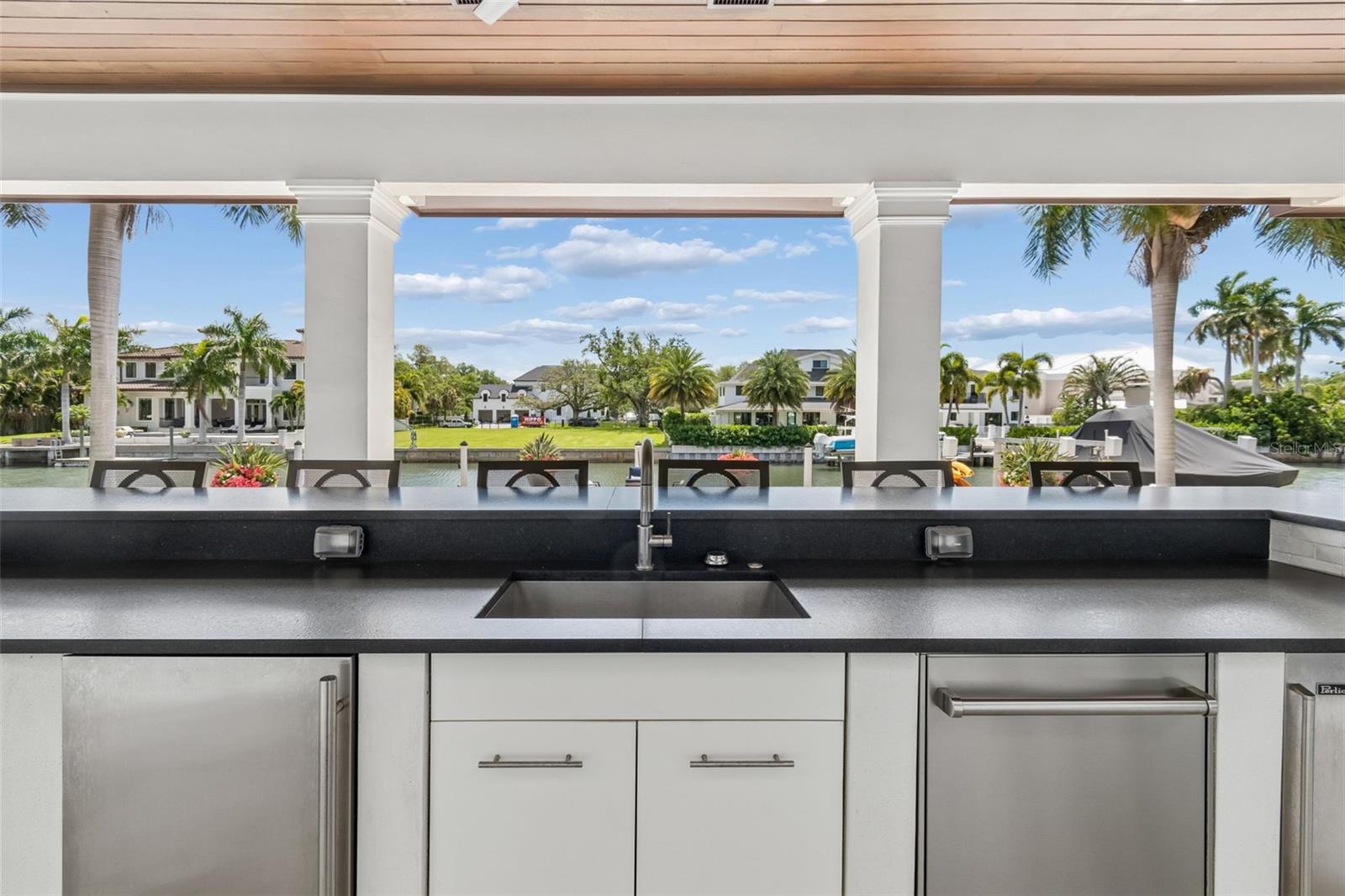 Listing photo id 63 for 4808 Culbreath Isles Road