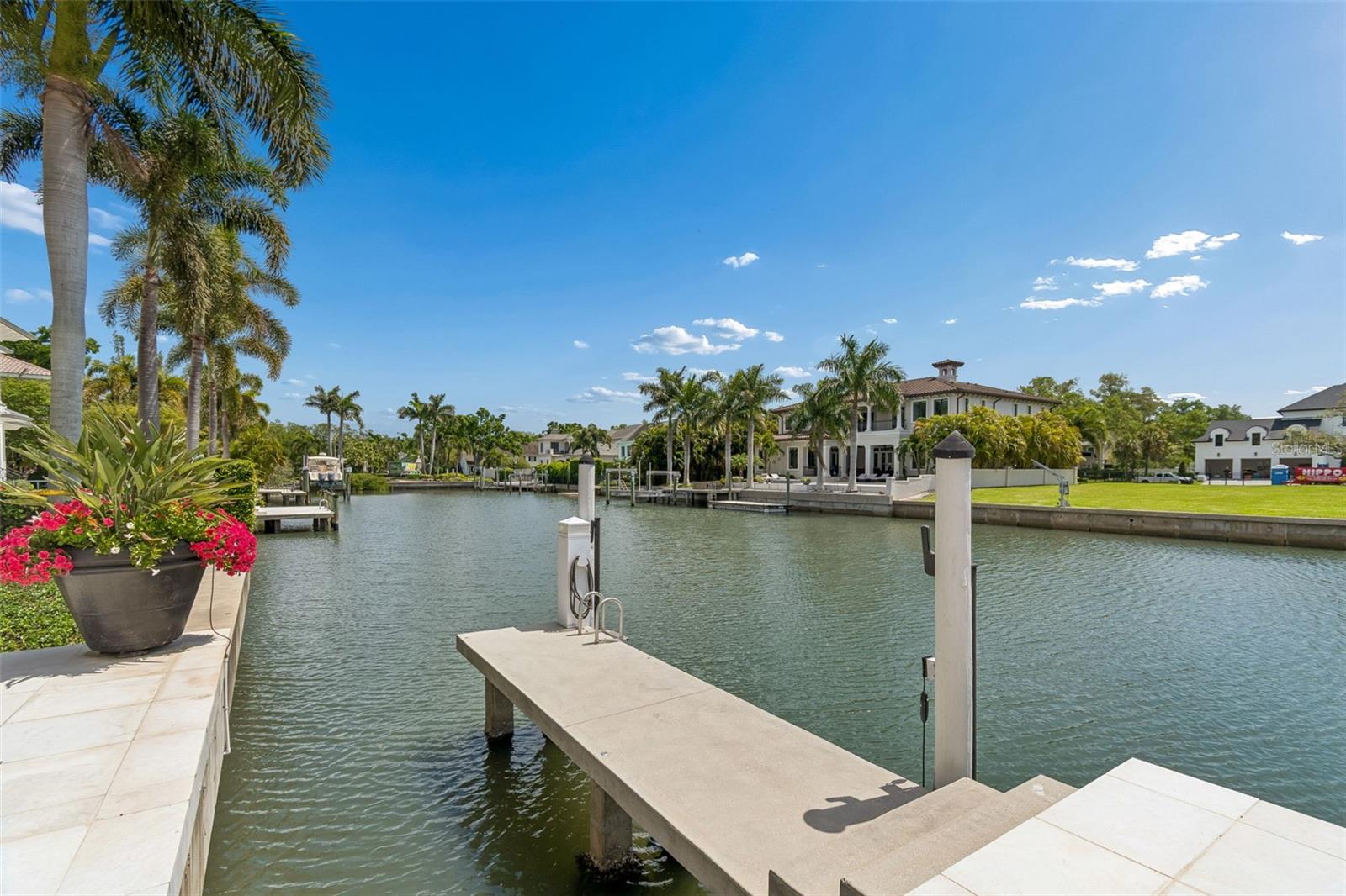 Listing photo id 68 for 4808 Culbreath Isles Road