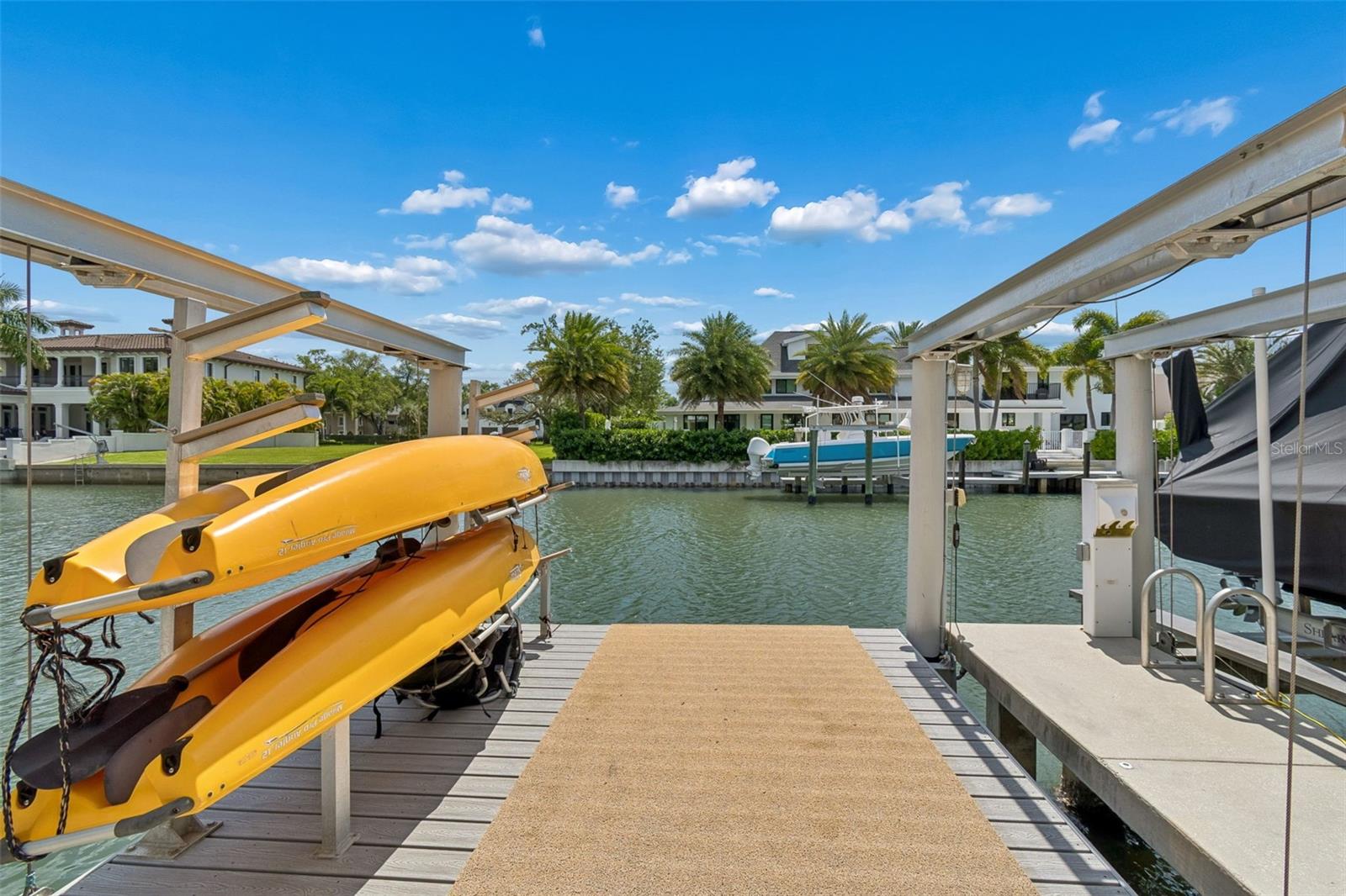 Listing photo id 70 for 4808 Culbreath Isles Road