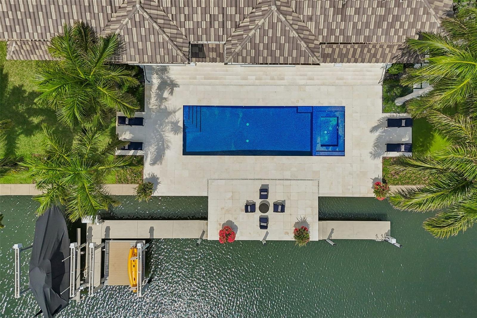 Listing photo id 76 for 4808 Culbreath Isles Road