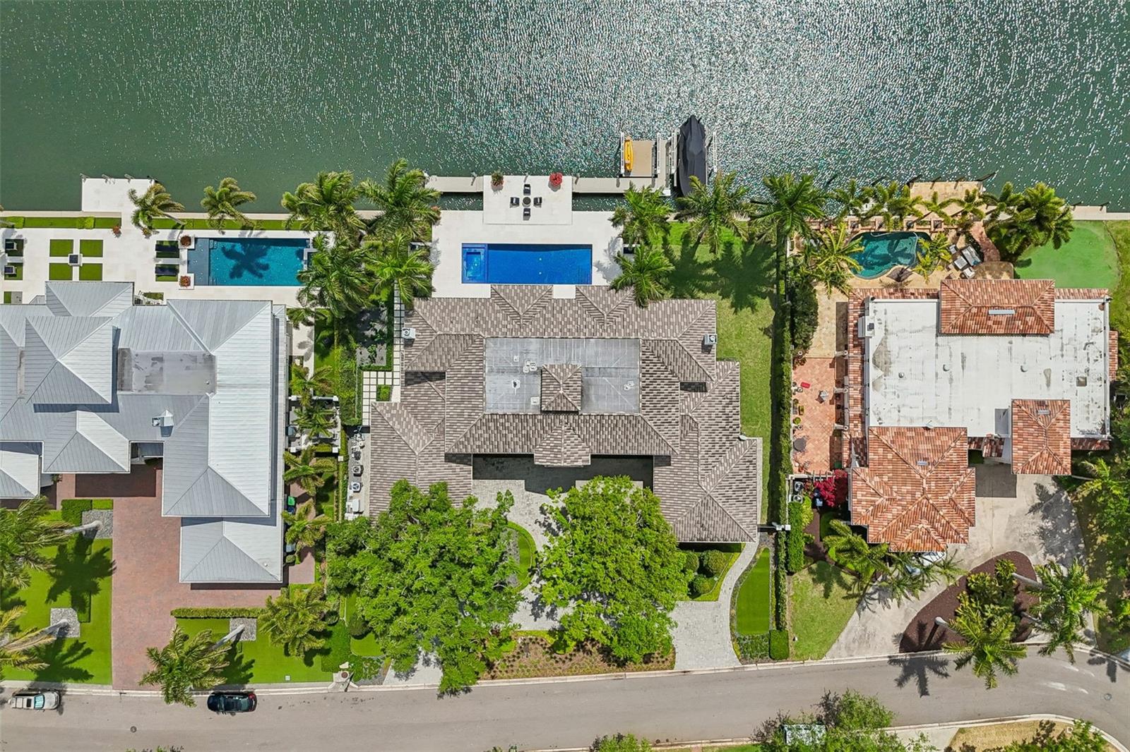 Listing photo id 77 for 4808 Culbreath Isles Road