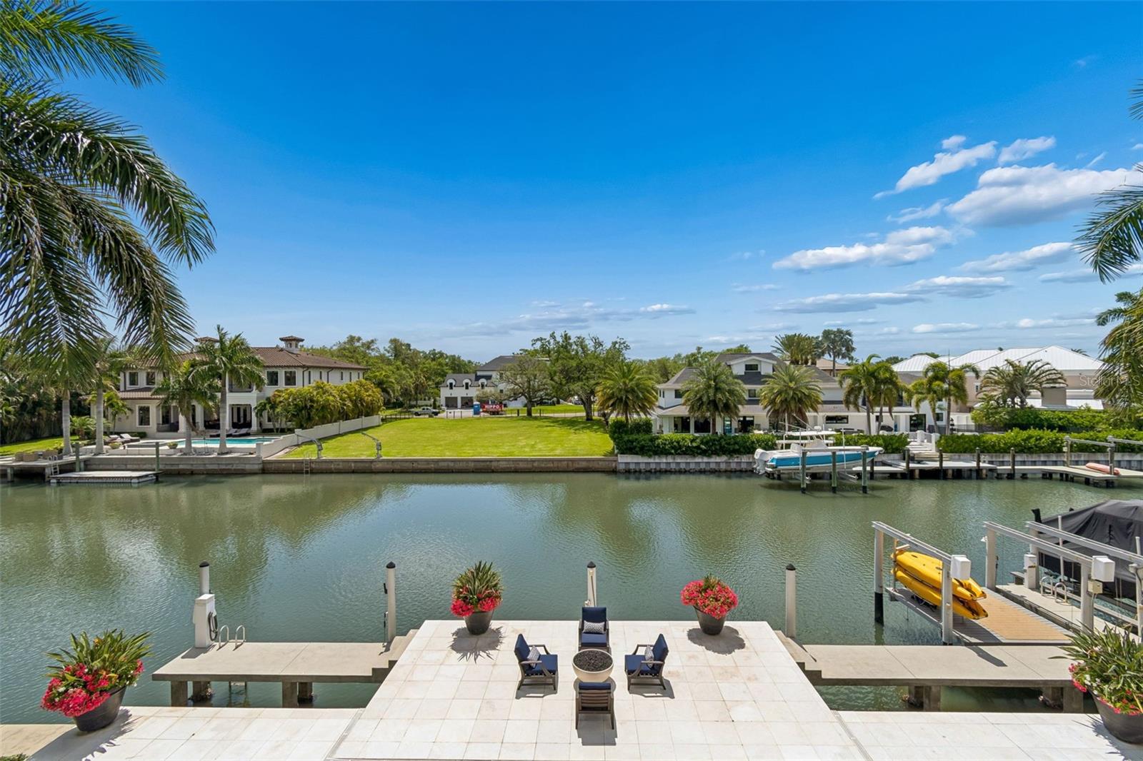 Listing photo id 6 for 4808 Culbreath Isles Road