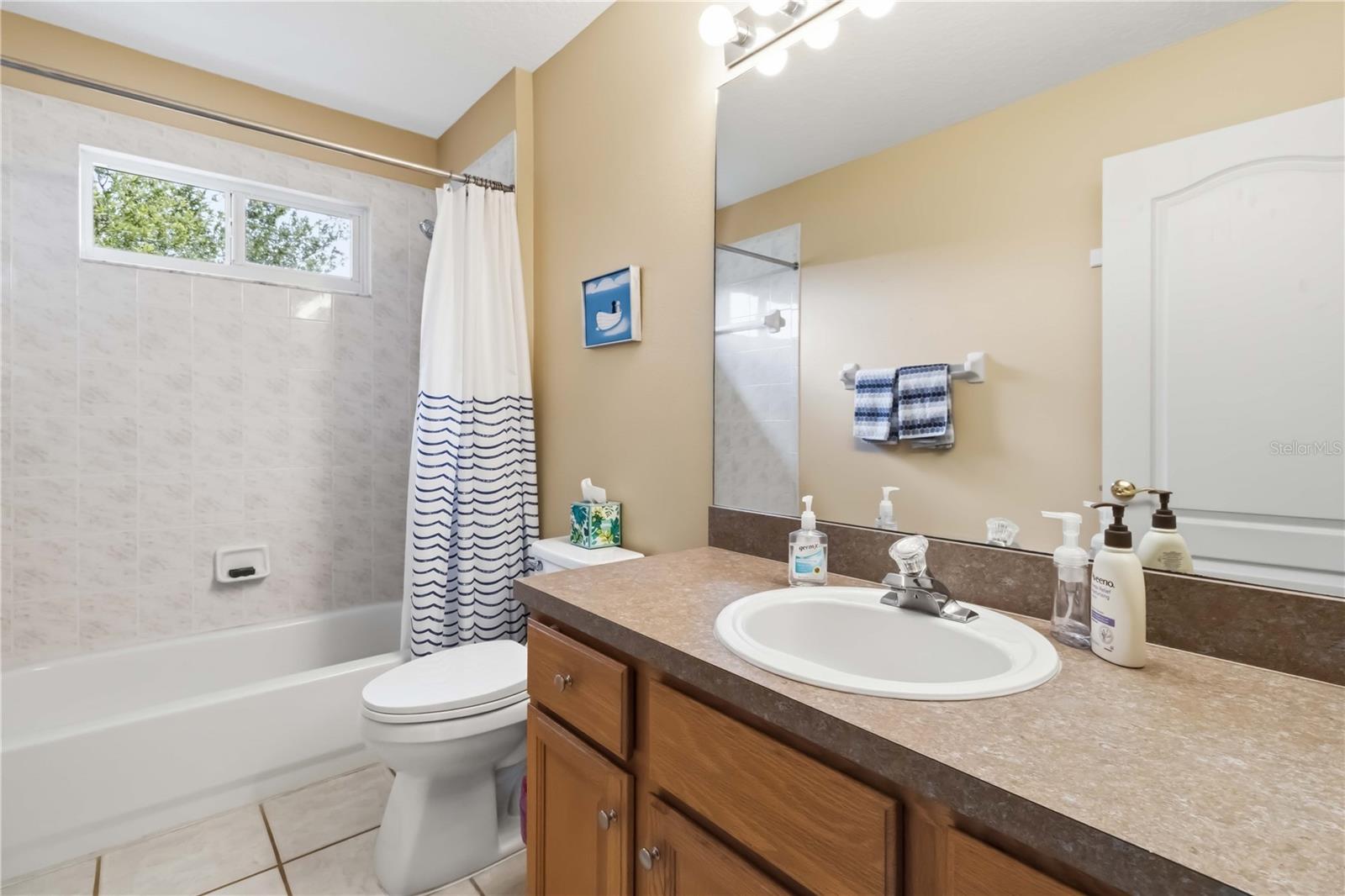 Listing photo id 30 for 19120 Mandarin Grove Place