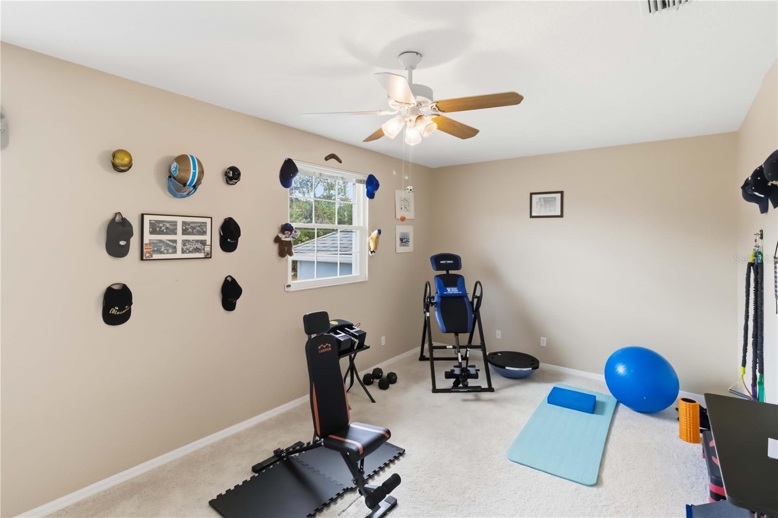 Listing photo id 31 for 19120 Mandarin Grove Place