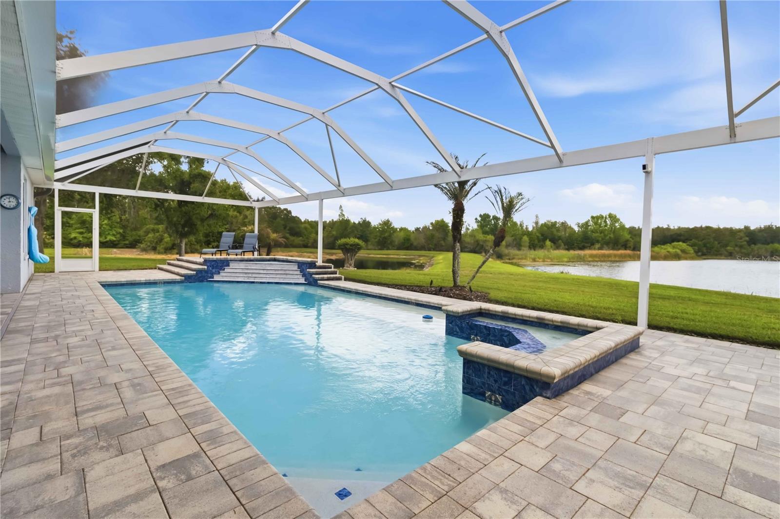 Listing photo id 37 for 19120 Mandarin Grove Place