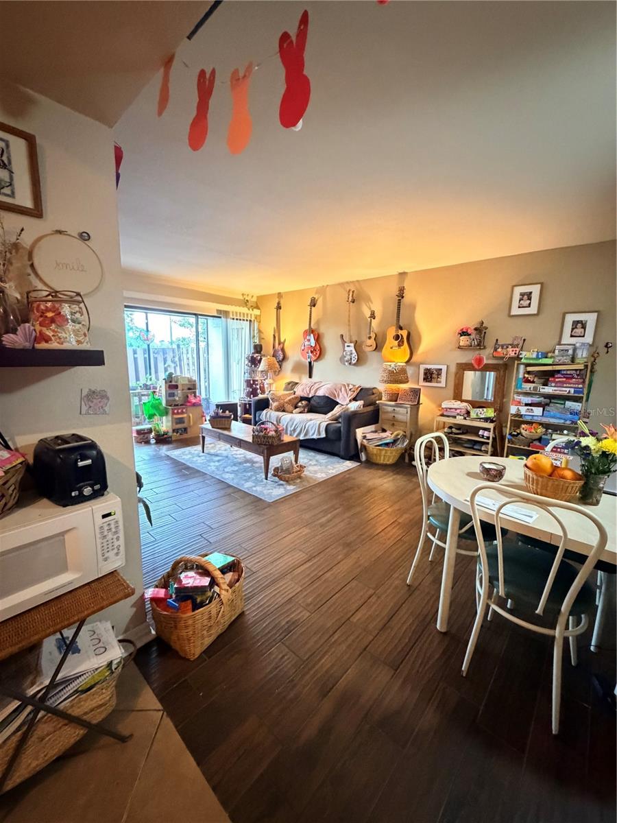 Image 12 of 27 For 720 Village Drive N 103