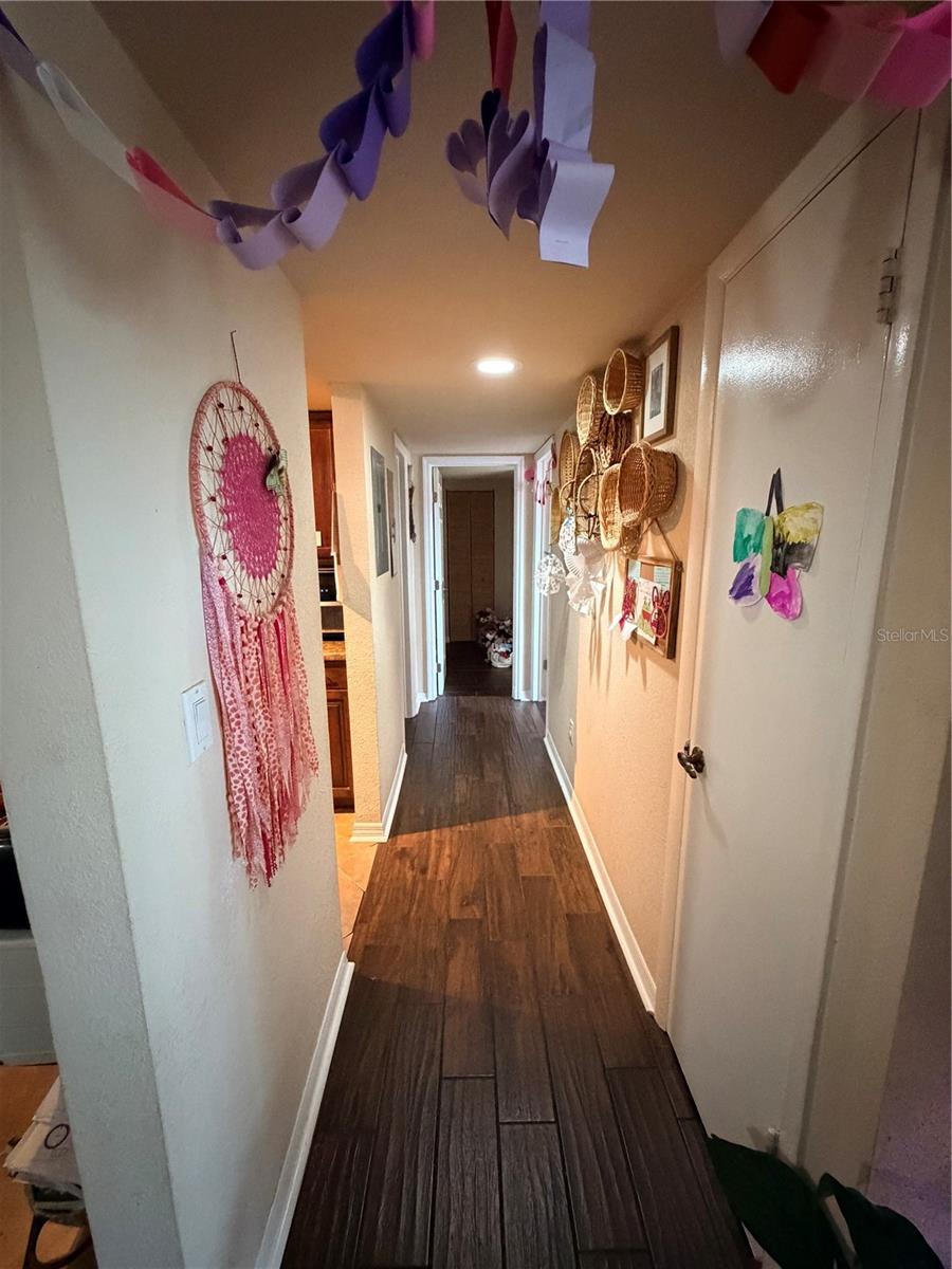 Image 14 of 27 For 720 Village Drive N 103