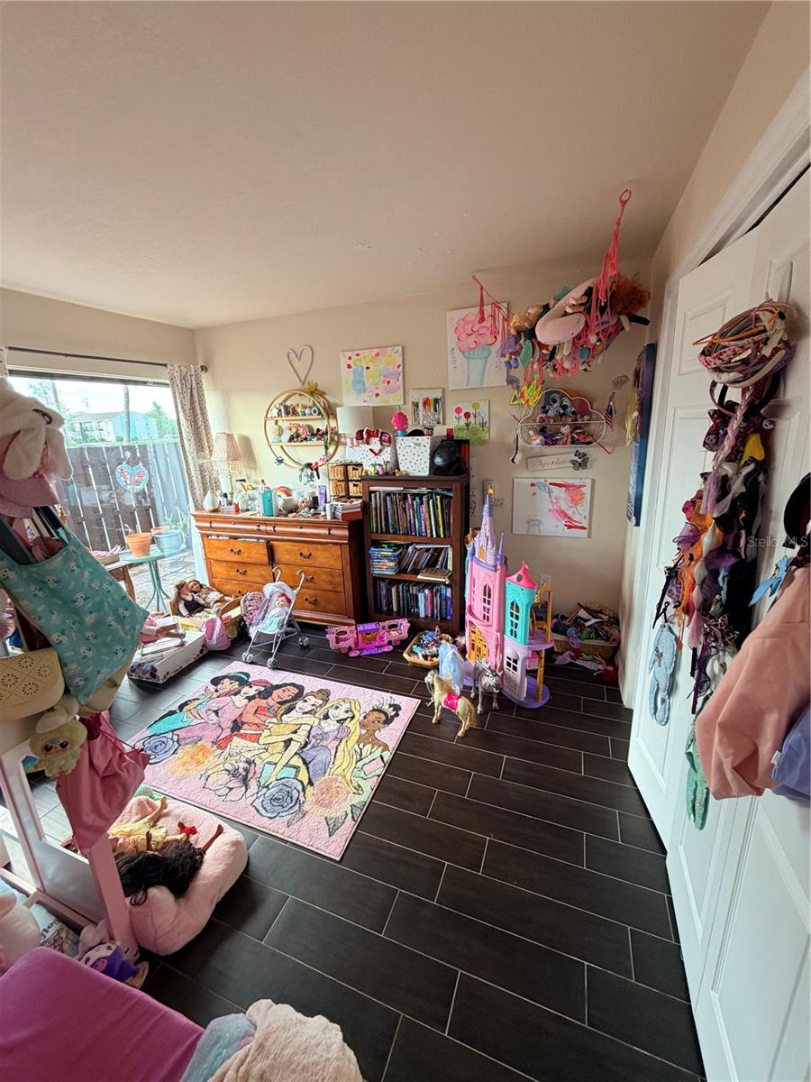 Image 18 of 27 For 720 Village Drive N 103