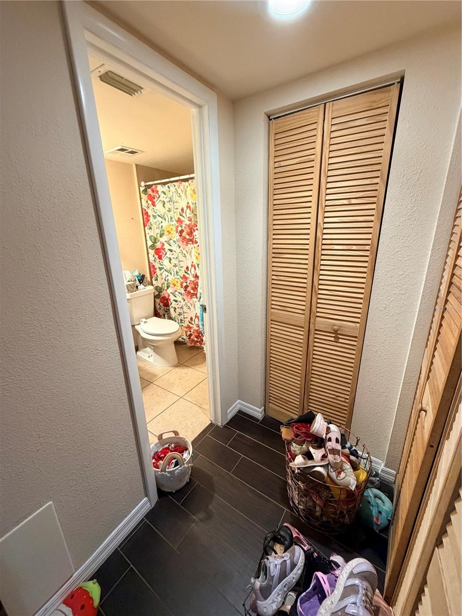 Image 22 of 27 For 720 Village Drive N 103