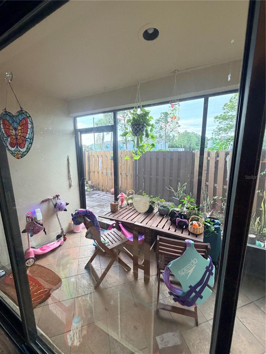 Image 25 of 27 For 720 Village Drive N 103