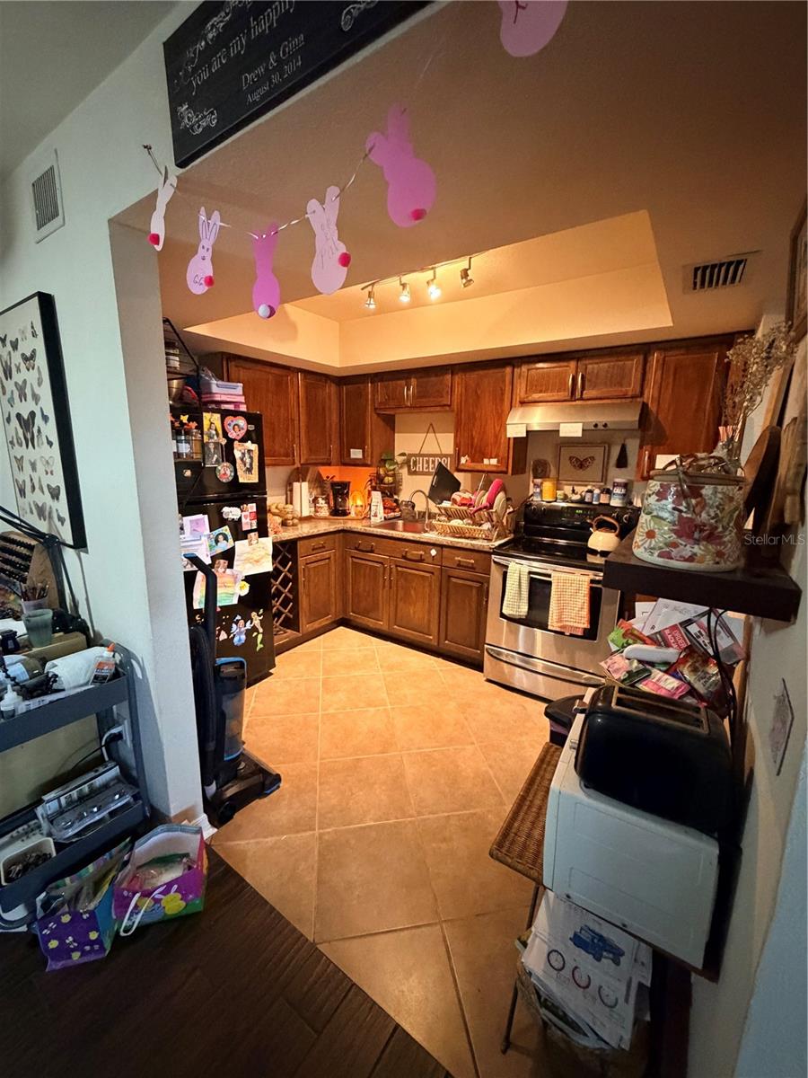 Image 8 of 27 For 720 Village Drive N 103