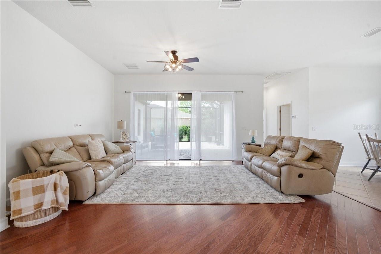 Image 15 of 68 For 3319 Majestic View Drive