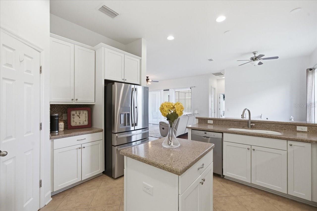 Image 18 of 68 For 3319 Majestic View Drive