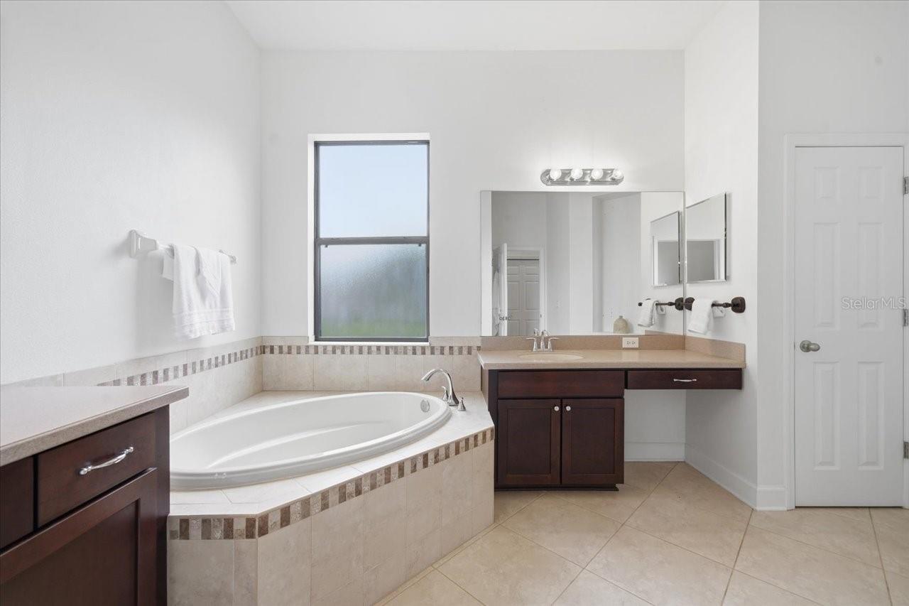 Image 29 of 68 For 3319 Majestic View Drive