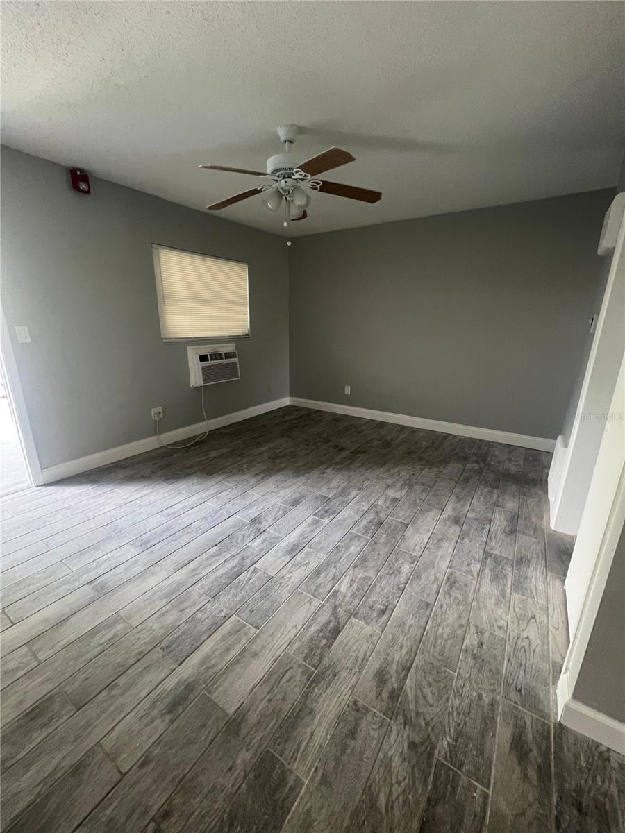 Image 5 of 6 For 865 5th Avenue N 17