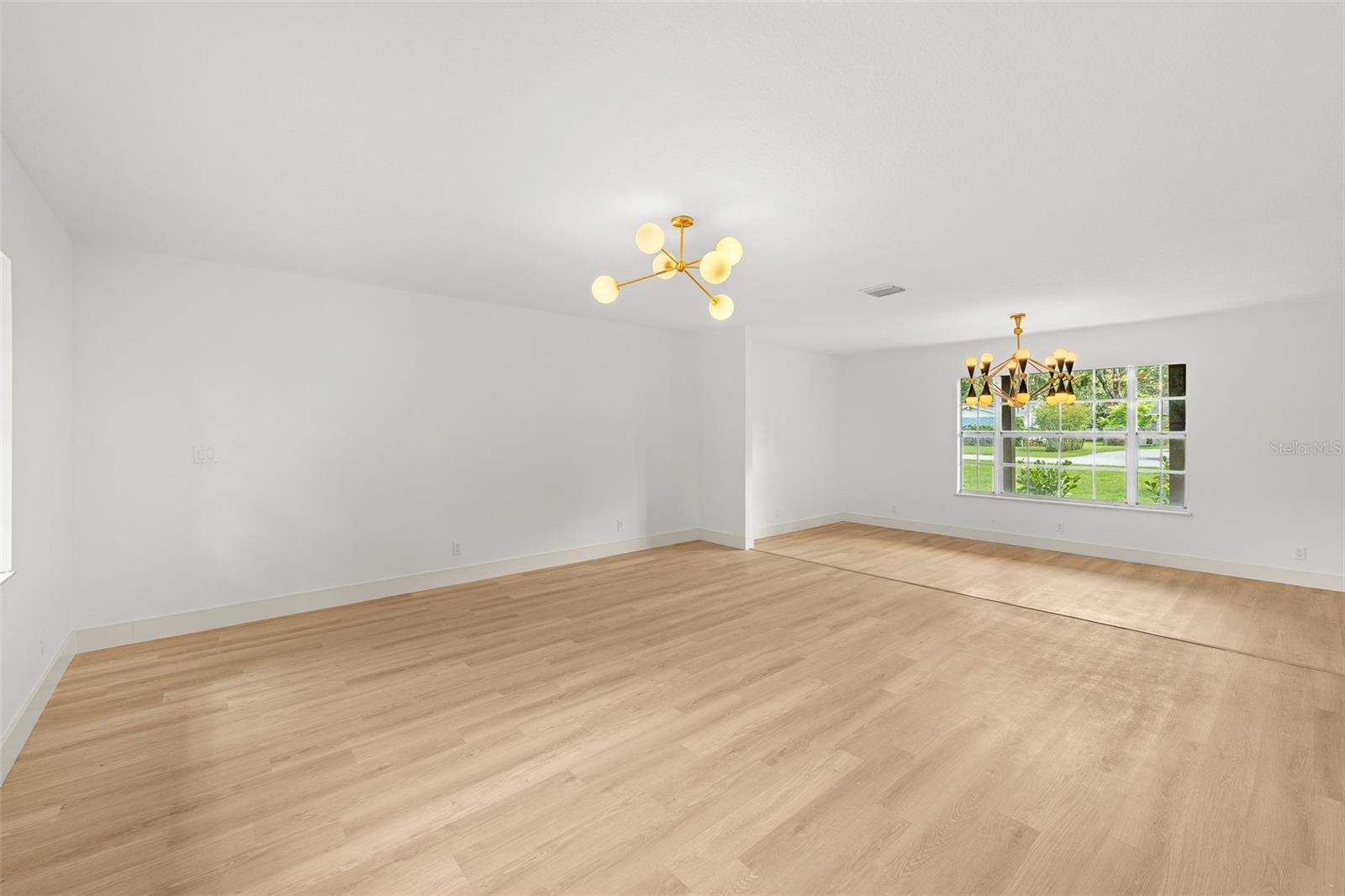 Image 13 of 55 For 903 Lanewood Drive