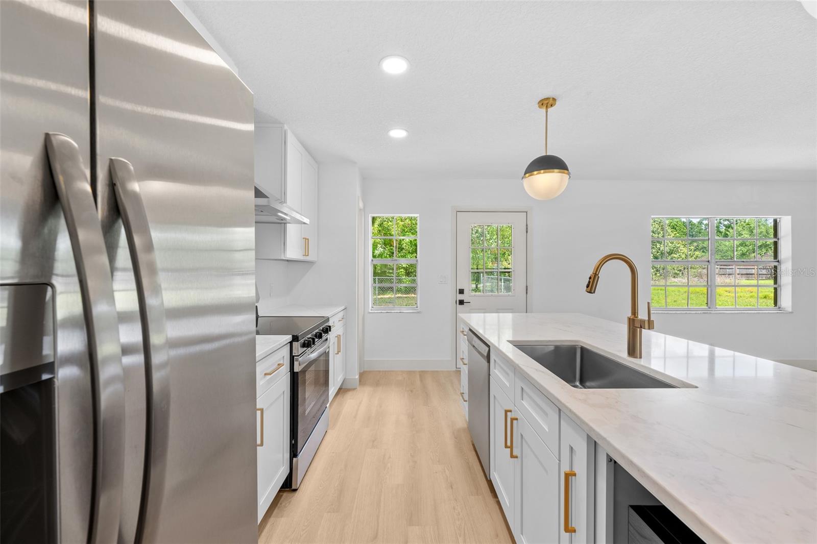 Image 25 of 55 For 903 Lanewood Drive