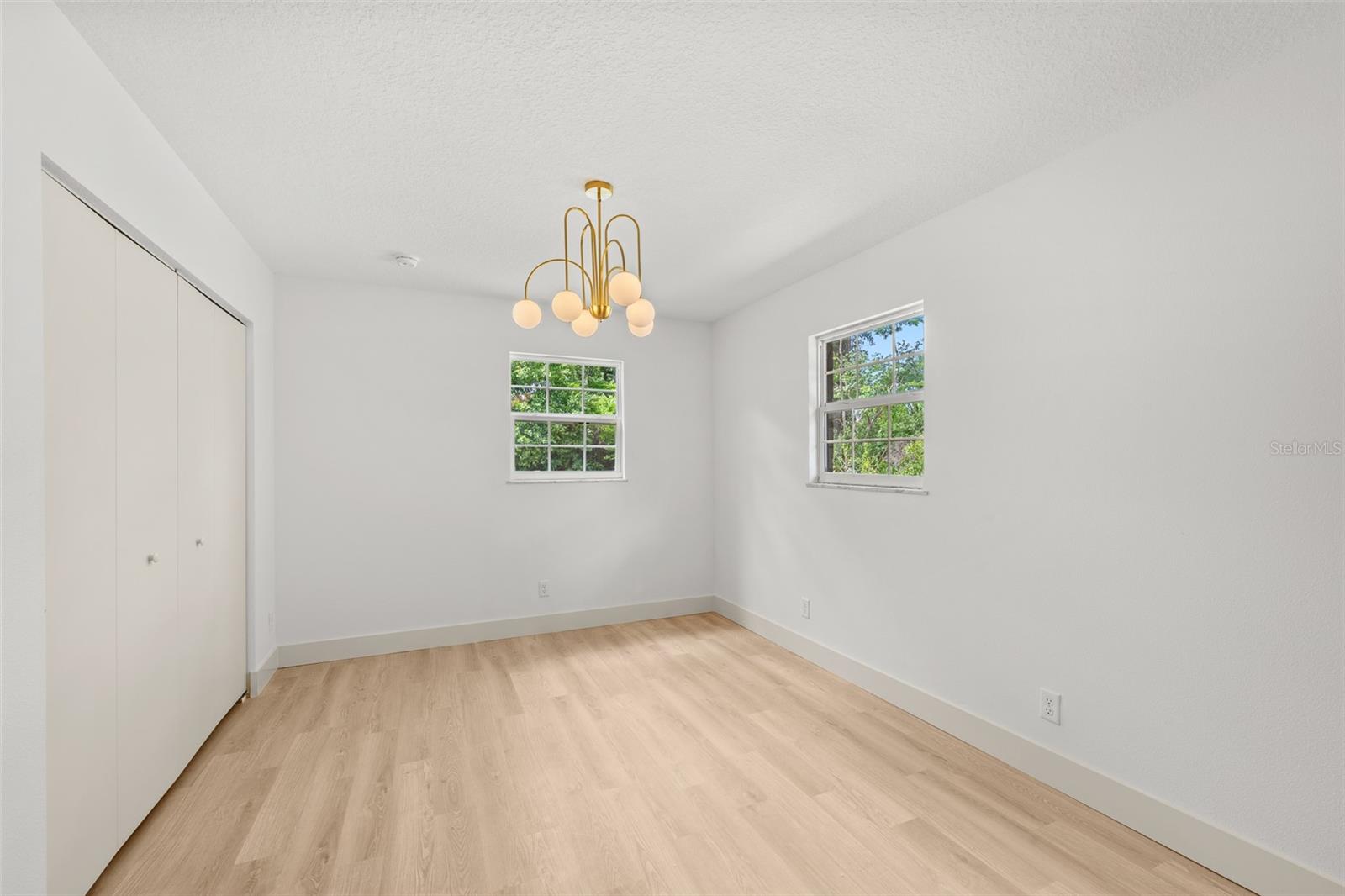 Image 28 of 55 For 903 Lanewood Drive