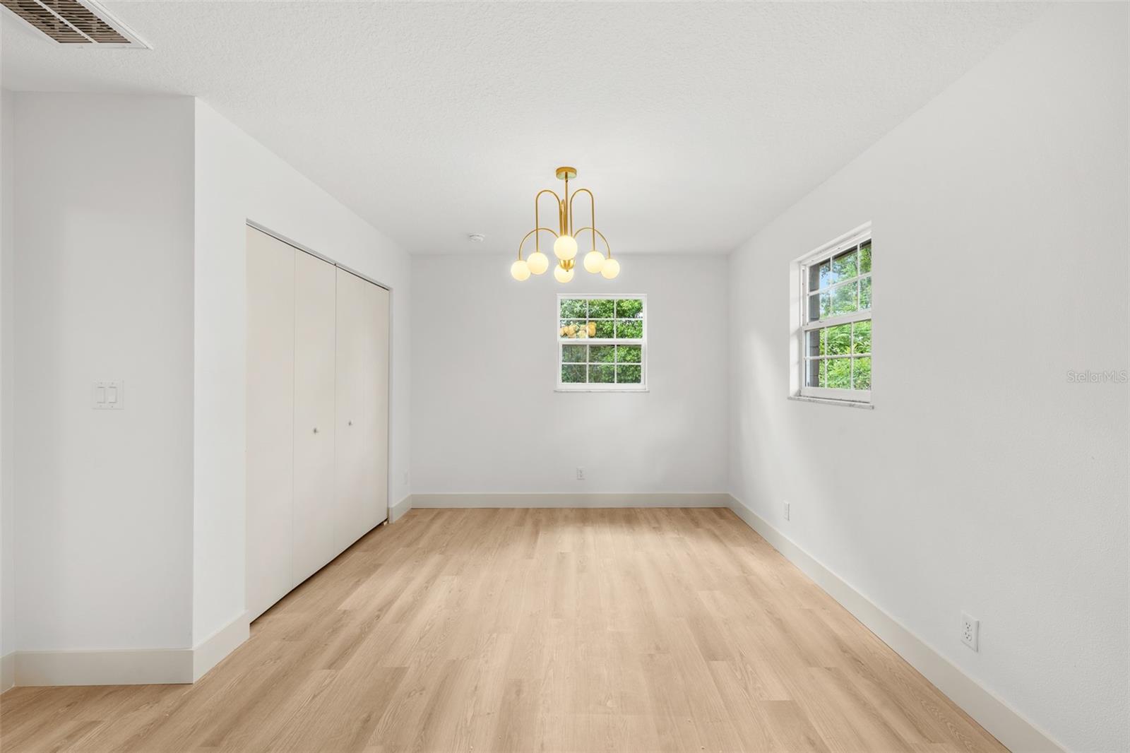 Image 29 of 55 For 903 Lanewood Drive