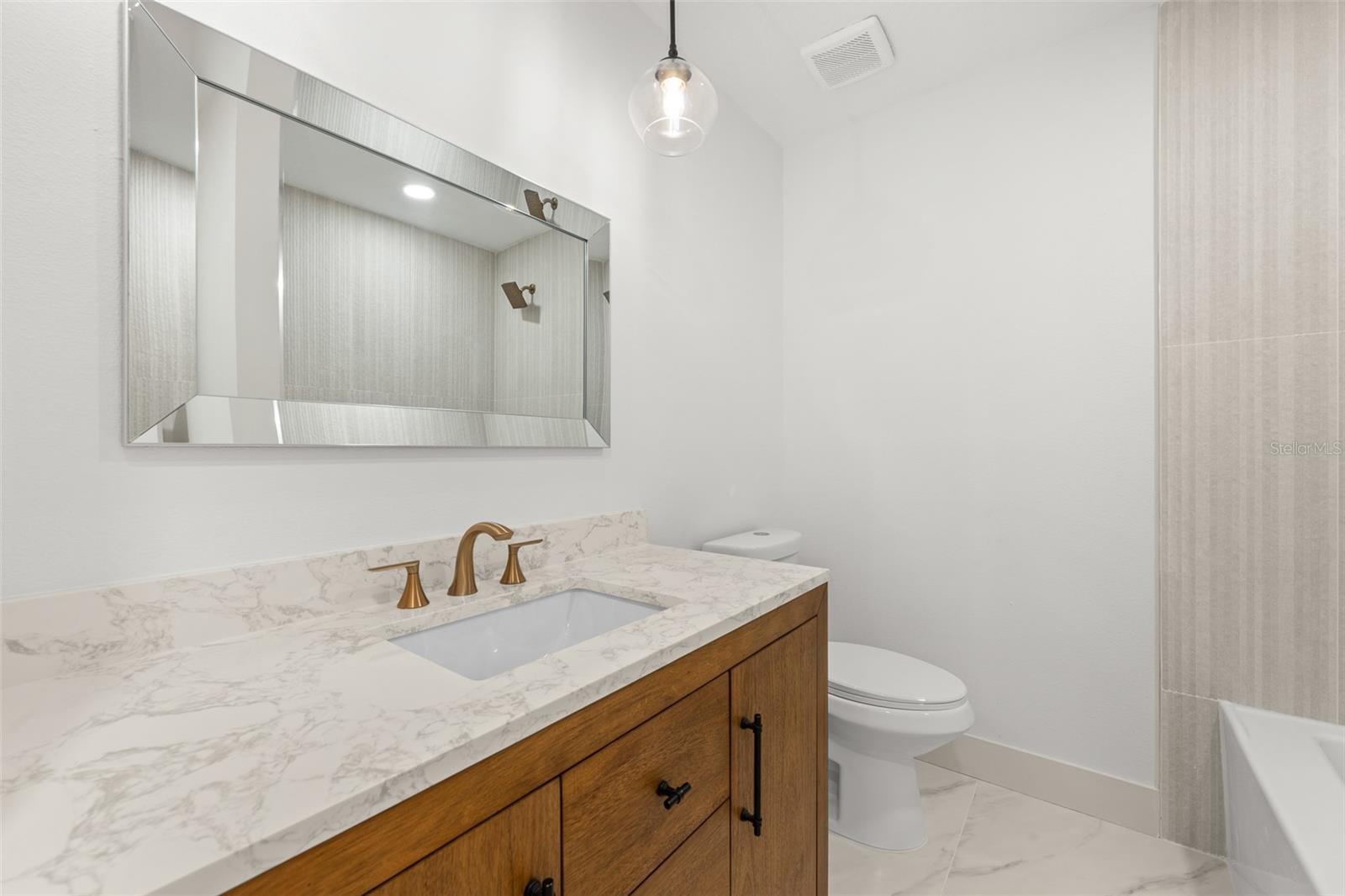 Image 39 of 55 For 903 Lanewood Drive