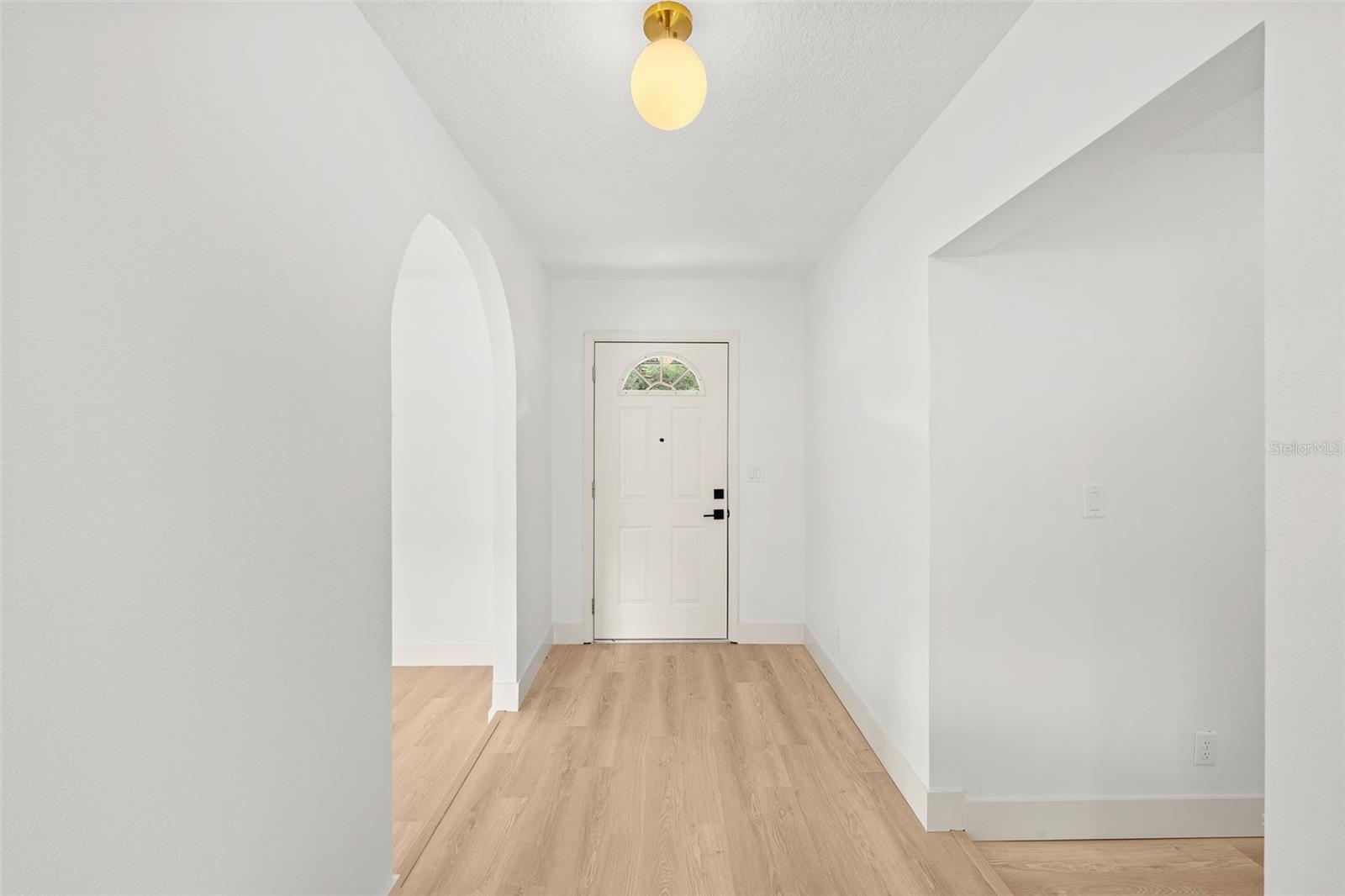 Image 9 of 55 For 903 Lanewood Drive