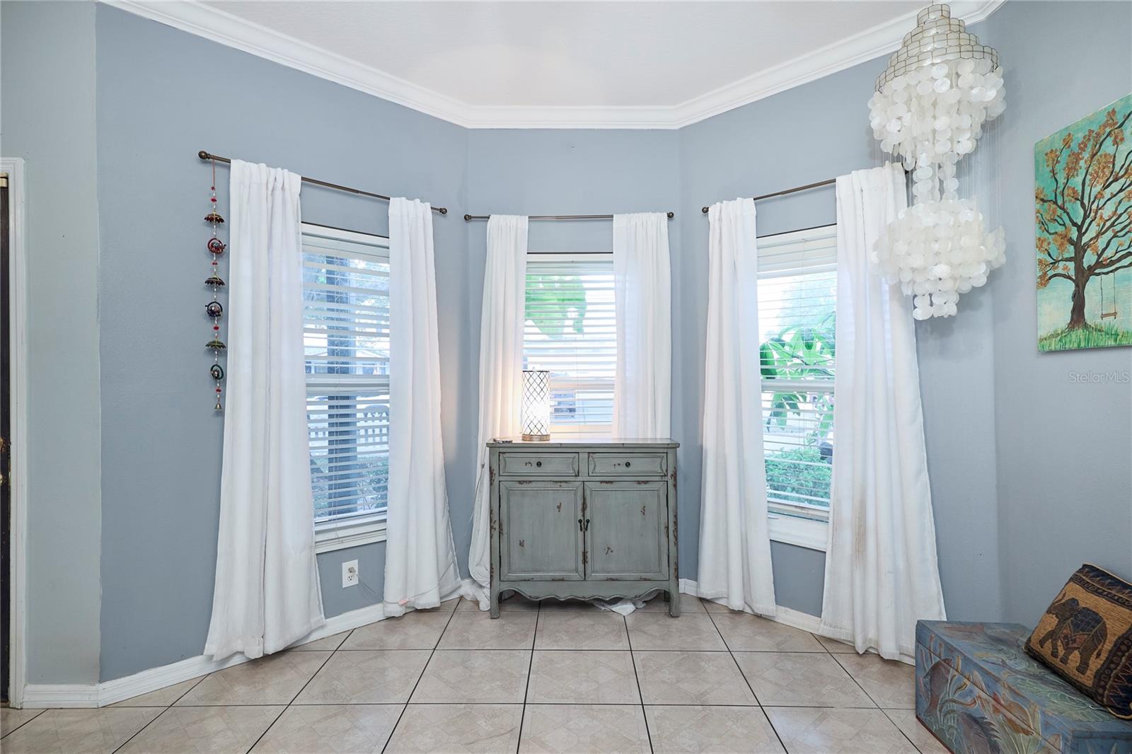 Image 6 of 54 For 7306 Mascotte Street