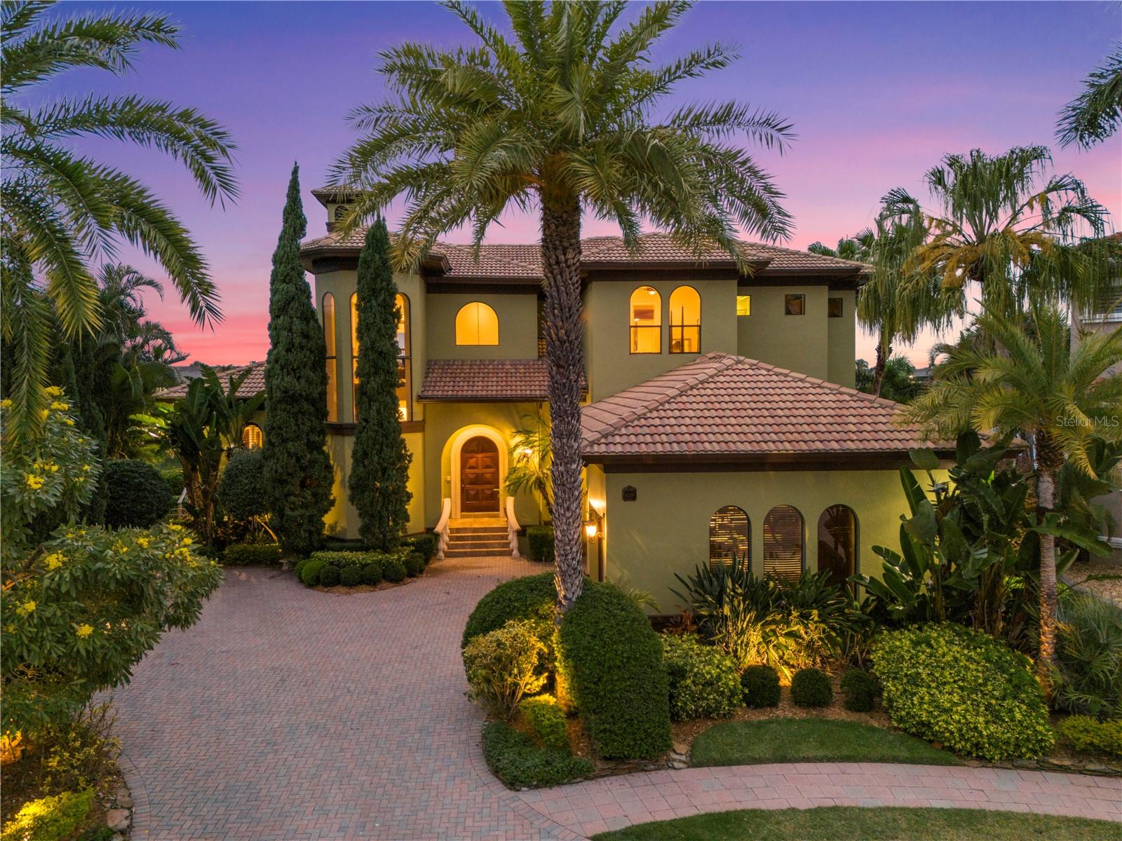 Image 10 of 100 For 4128 Causeway Vista Drive