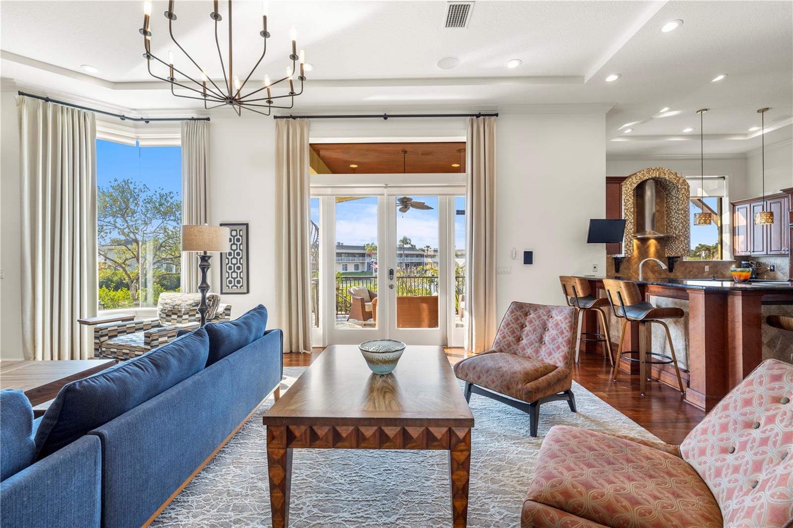 Image 18 of 100 For 4128 Causeway Vista Drive