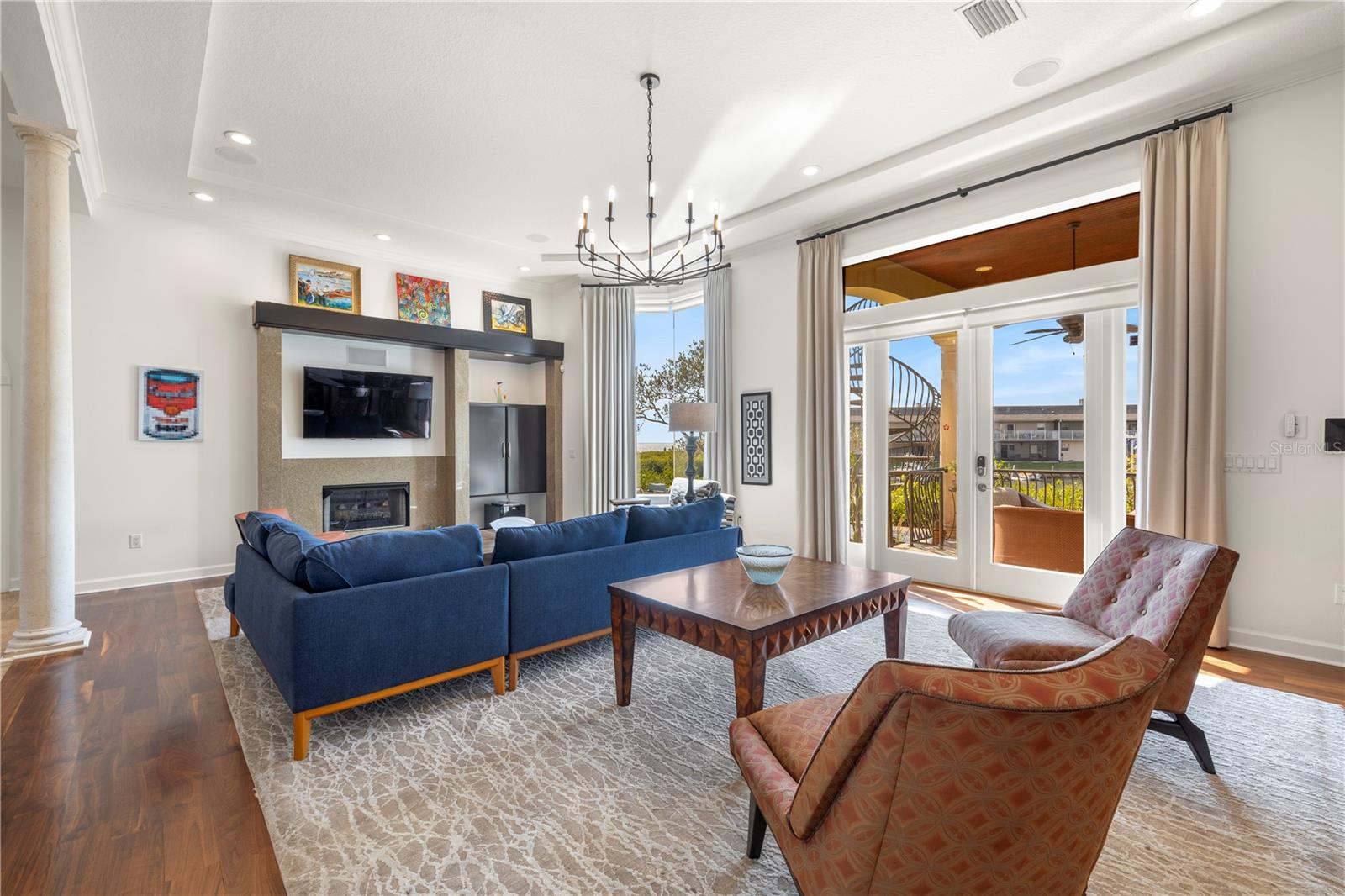 Image 20 of 100 For 4128 Causeway Vista Drive