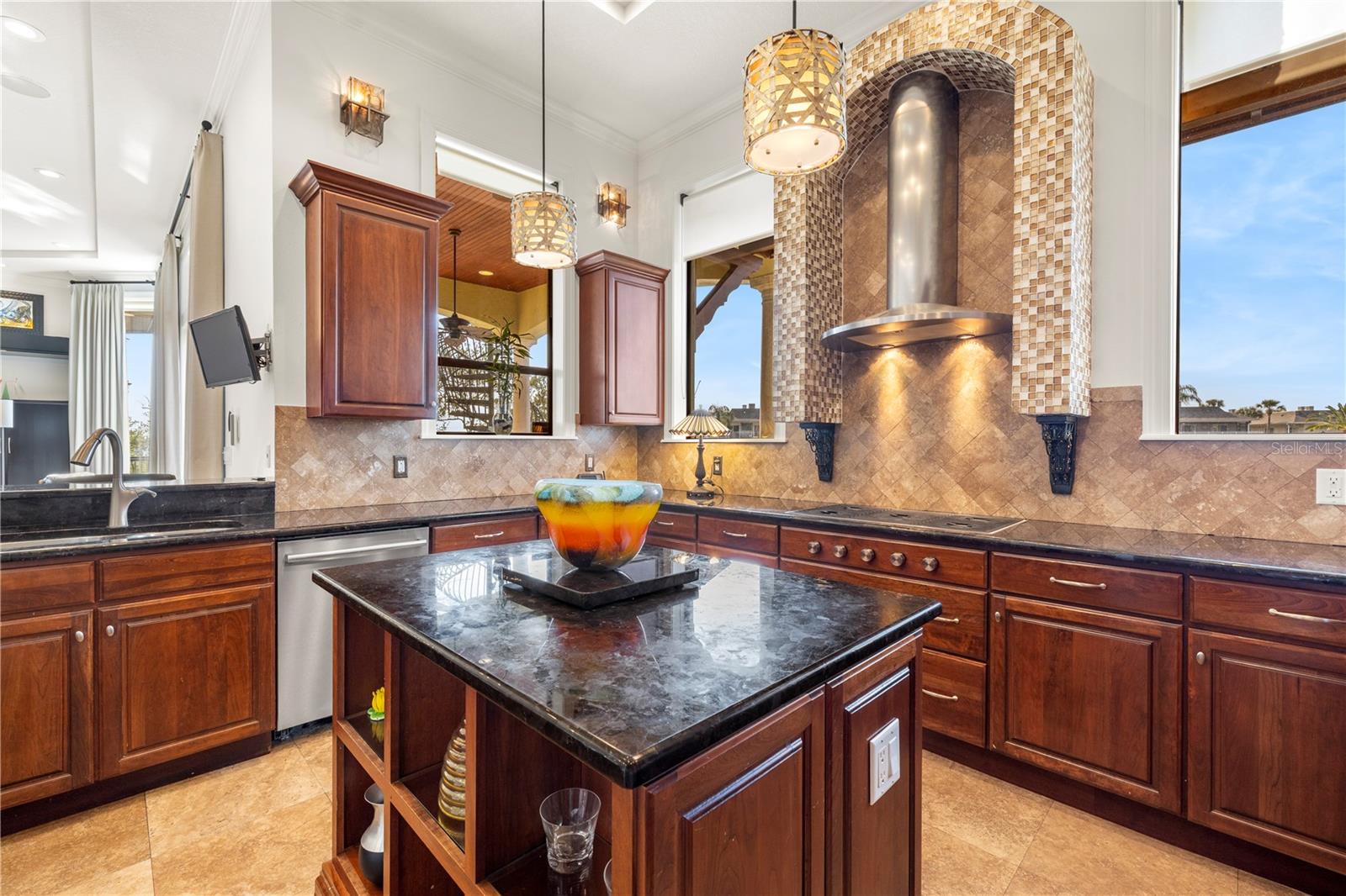 Image 31 of 100 For 4128 Causeway Vista Drive