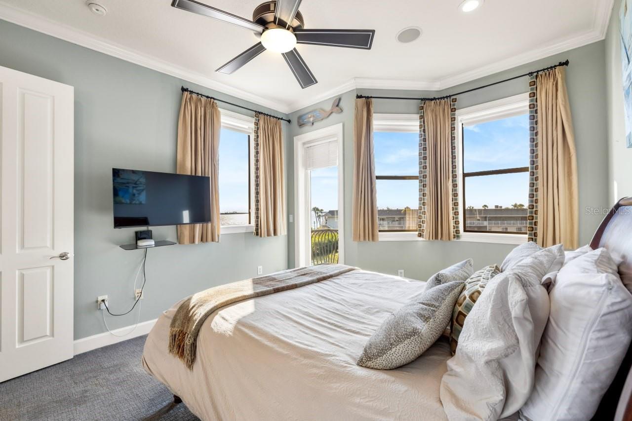 Image 46 of 100 For 4128 Causeway Vista Drive