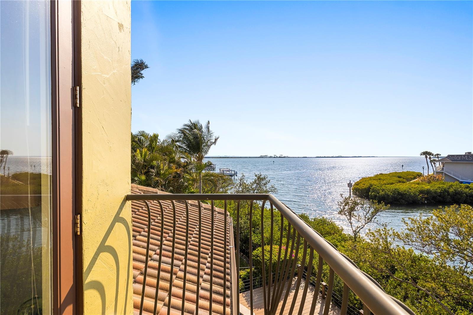 Image 48 of 100 For 4128 Causeway Vista Drive