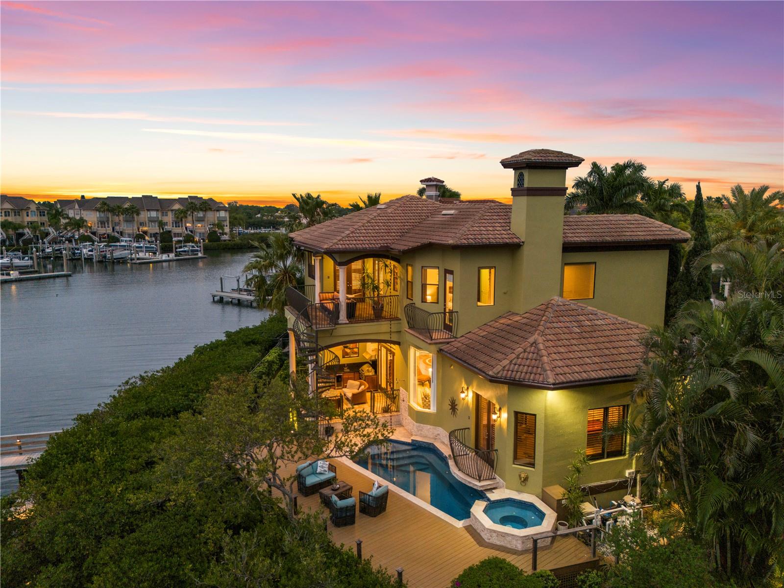 Image 6 of 100 For 4128 Causeway Vista Drive