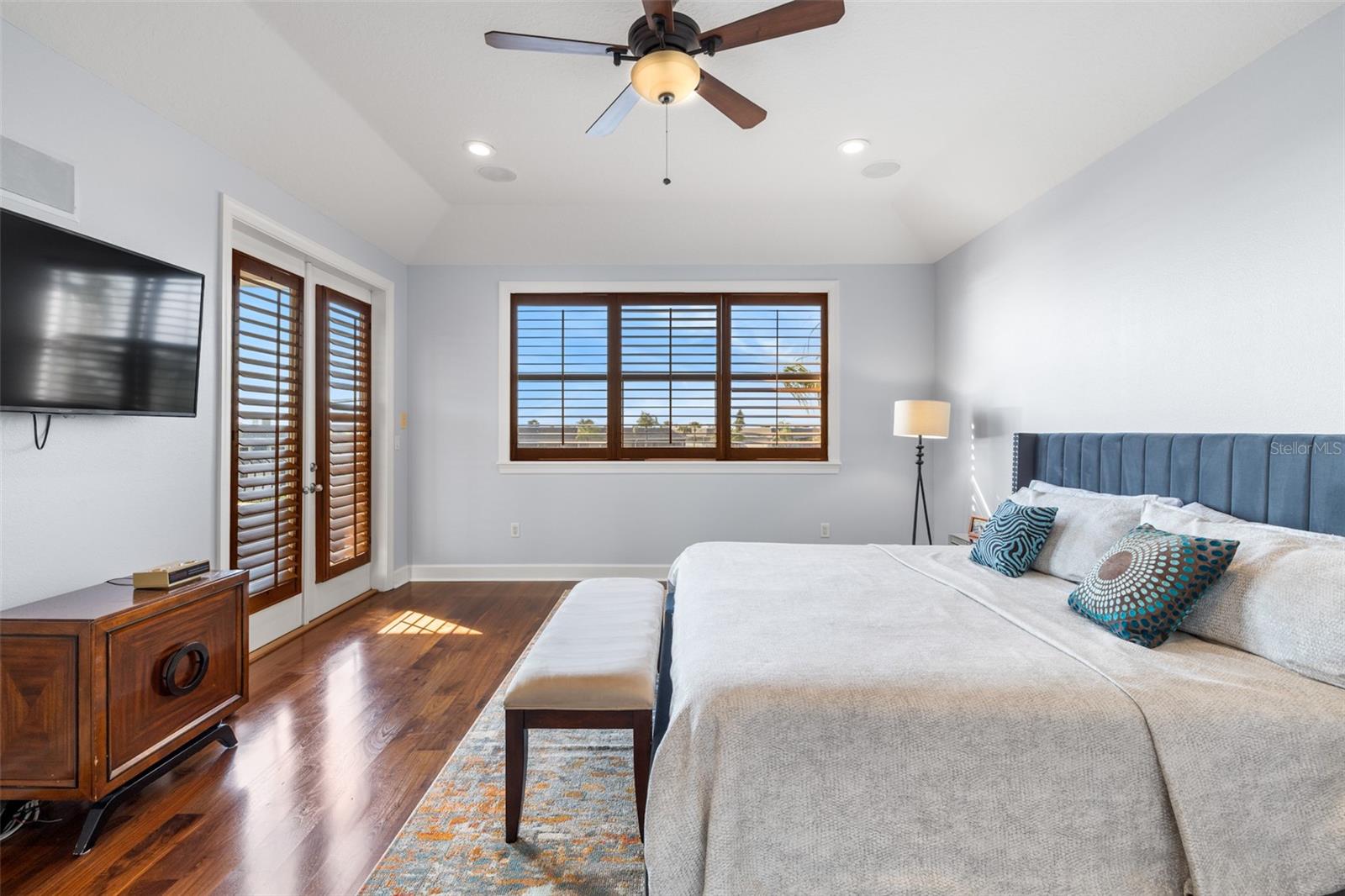 Image 61 of 100 For 4128 Causeway Vista Drive