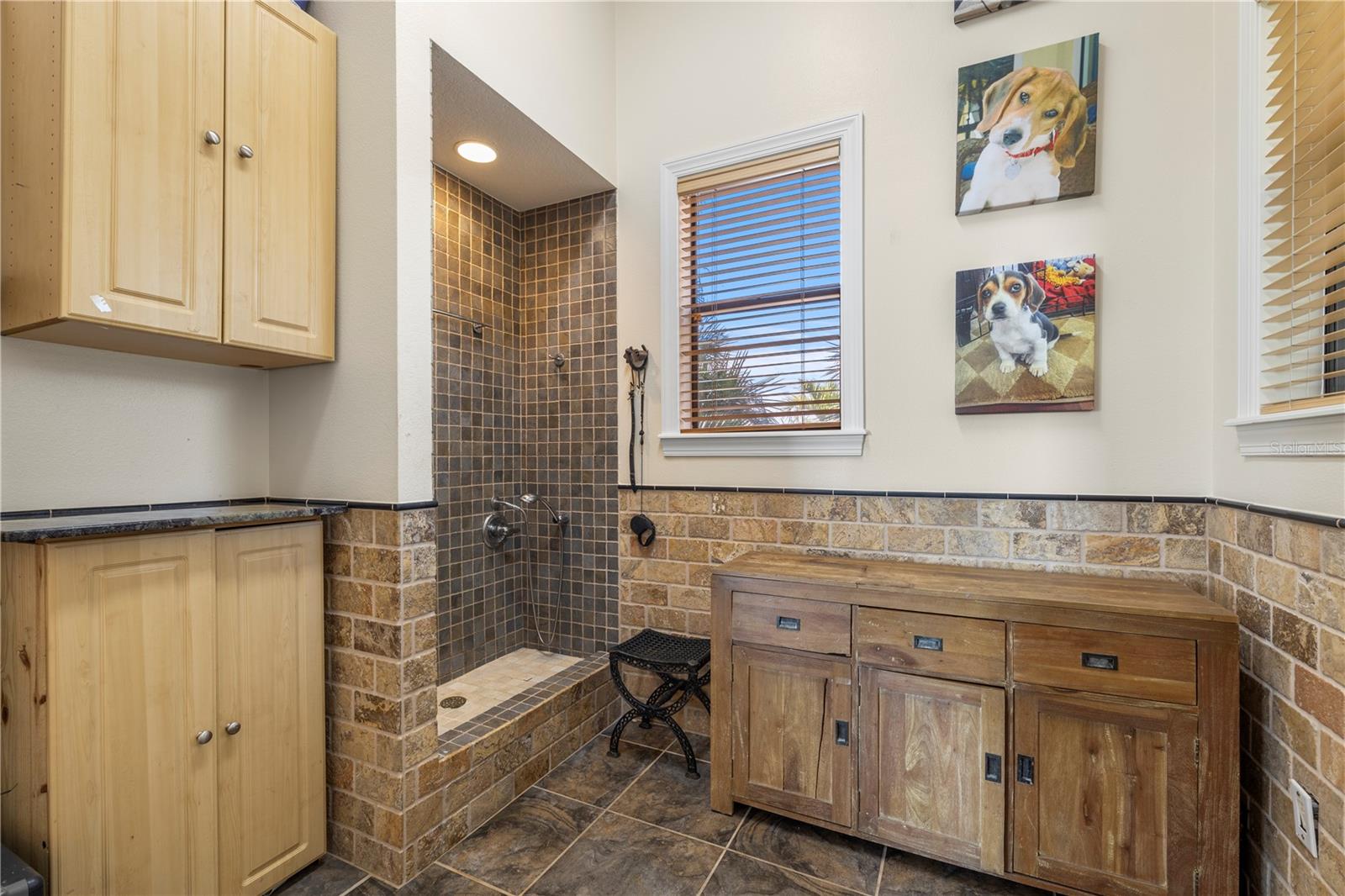 Image 77 of 100 For 4128 Causeway Vista Drive