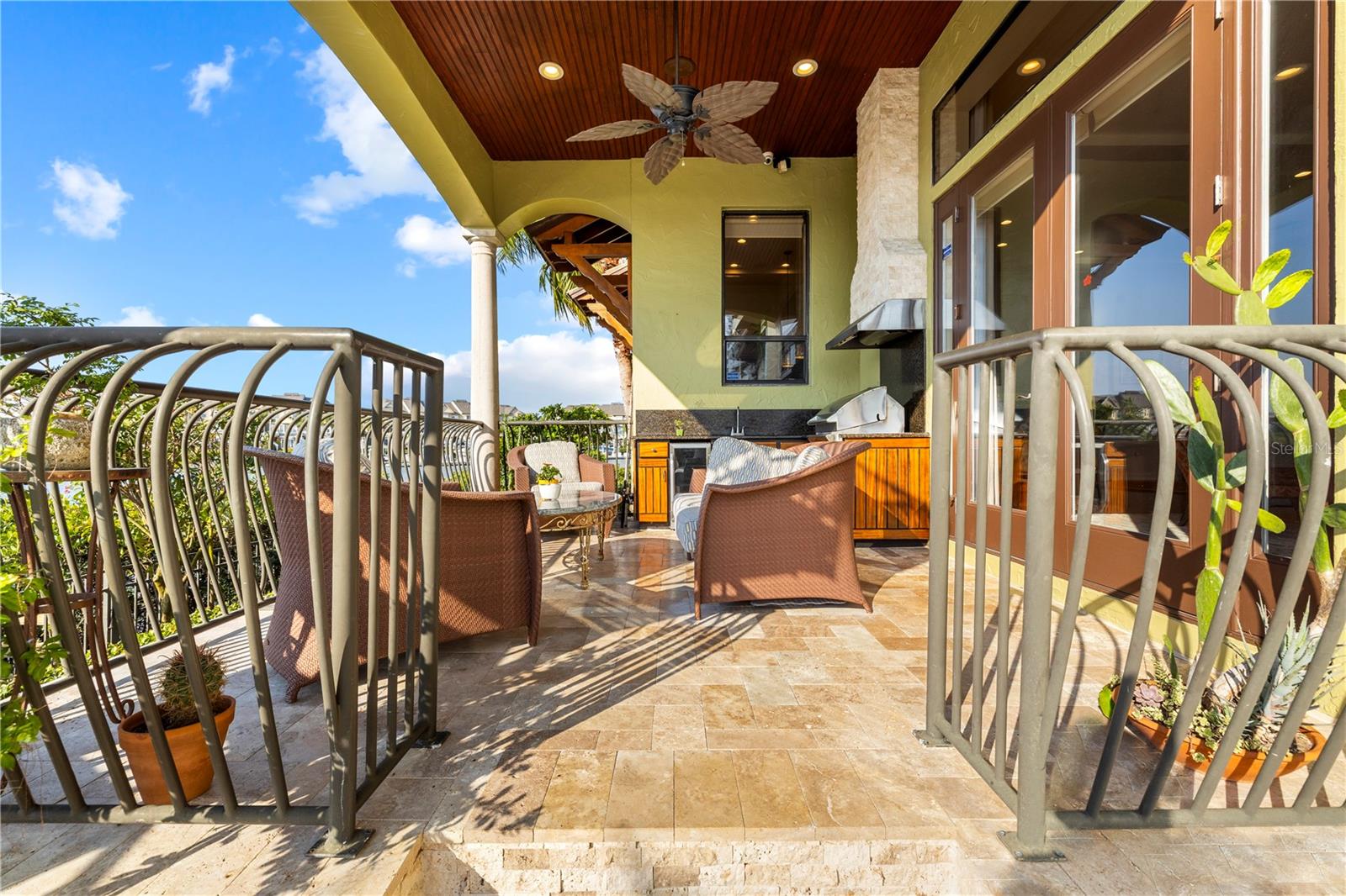 Image 83 of 100 For 4128 Causeway Vista Drive