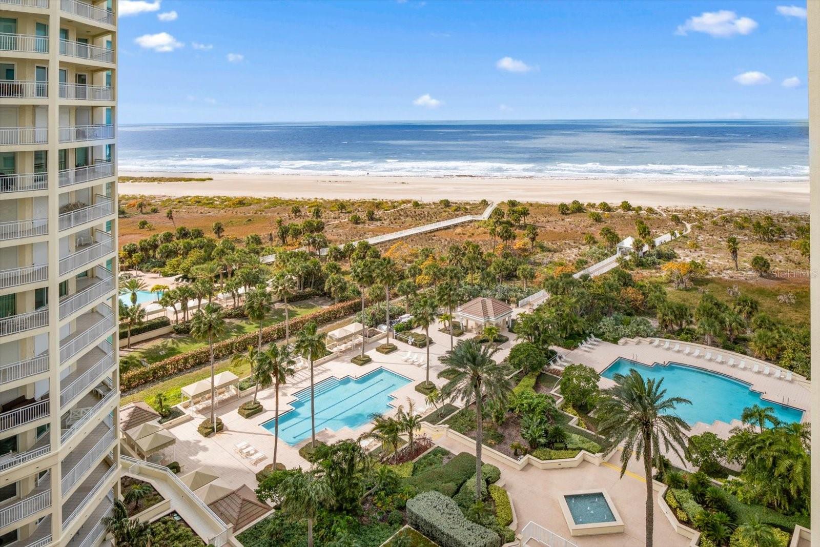 Image 4 of 31 For 1170 Gulf Boulevard 1203