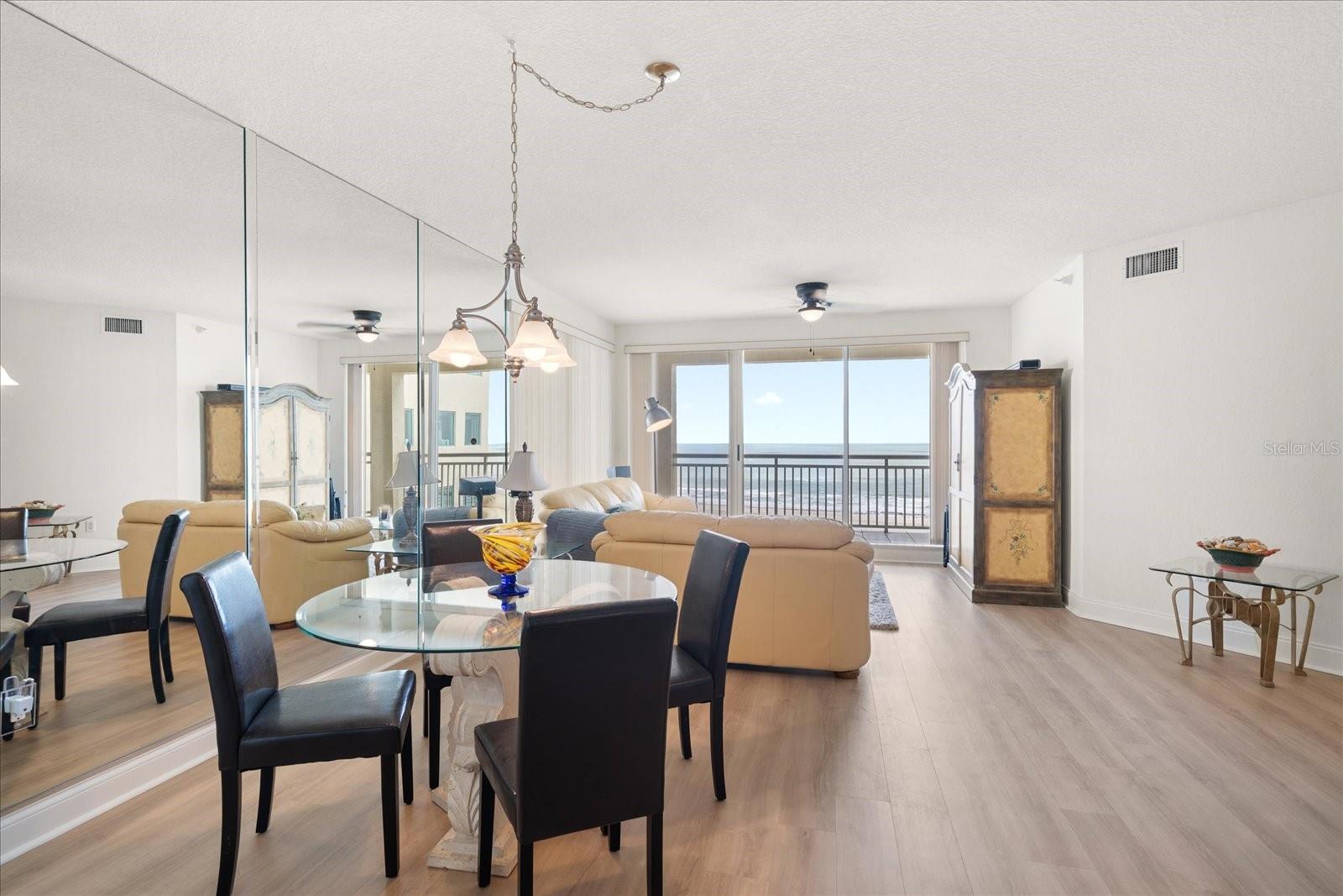 Image 9 of 31 For 1170 Gulf Boulevard 1203