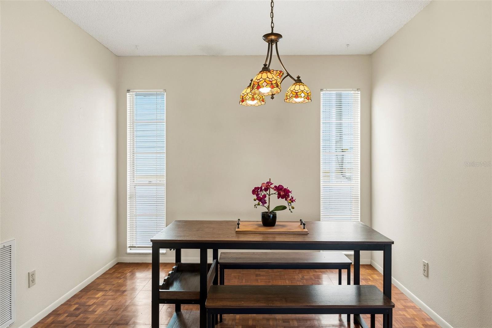 Listing photo id 15 for 12505 Sunshine Lane