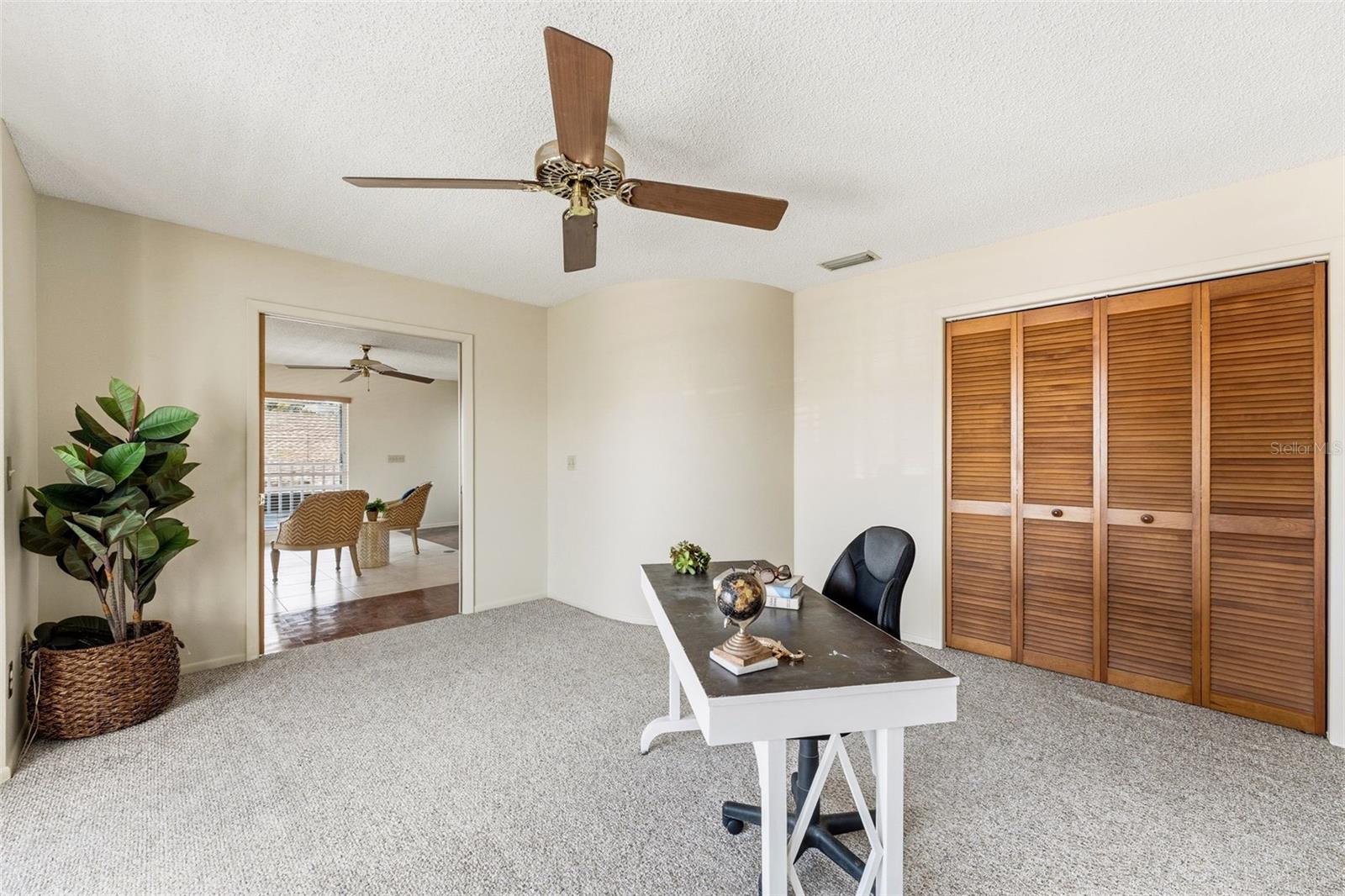 Listing photo id 17 for 12505 Sunshine Lane