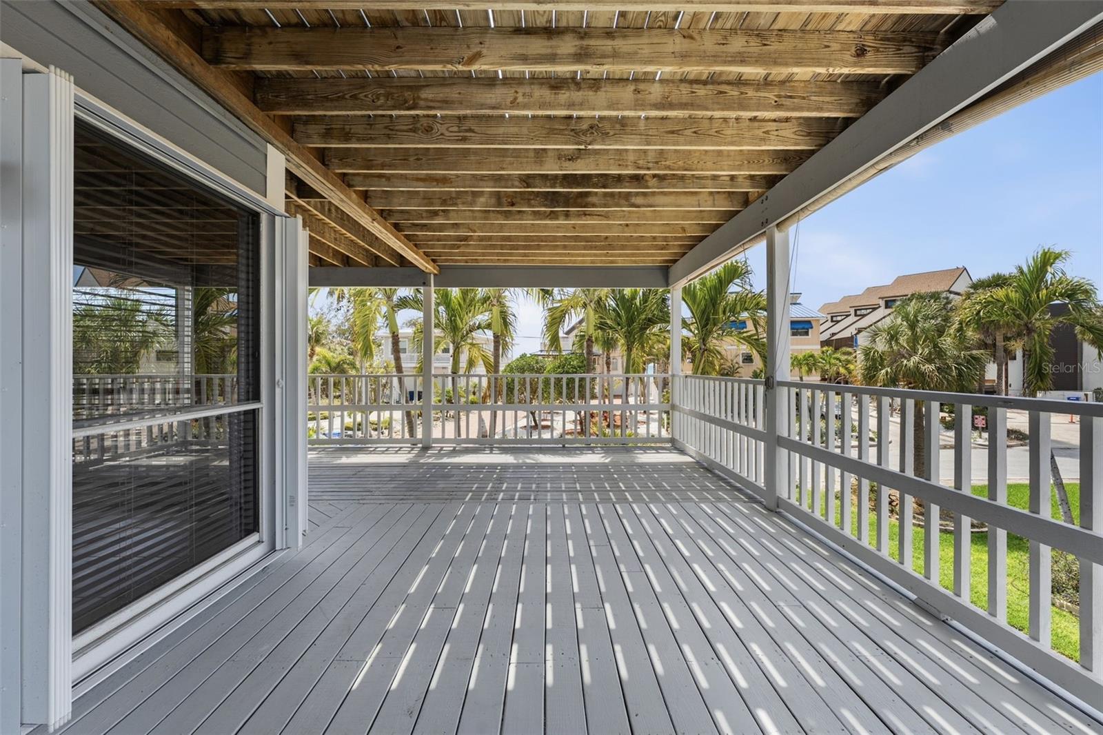 Listing photo id 24 for 12505 Sunshine Lane